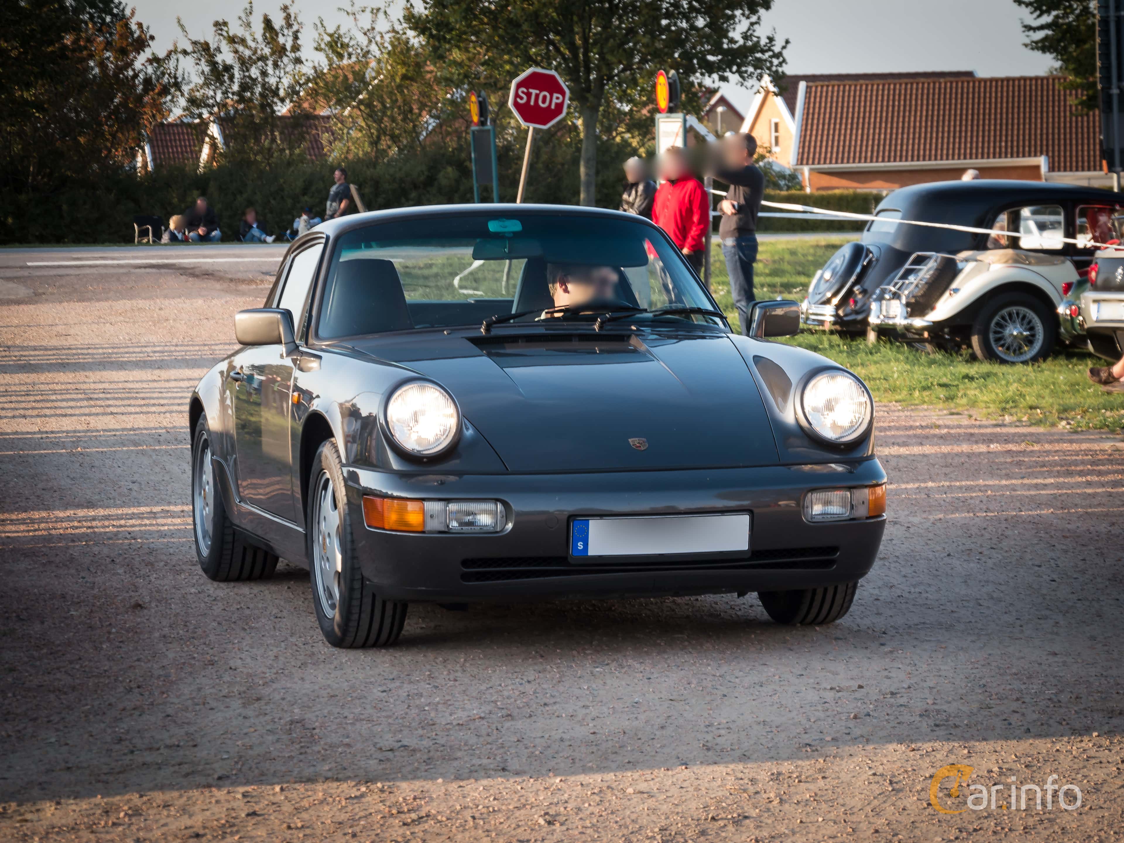 Porsche 911 Carrera 4  Manual, 250hp, 1991