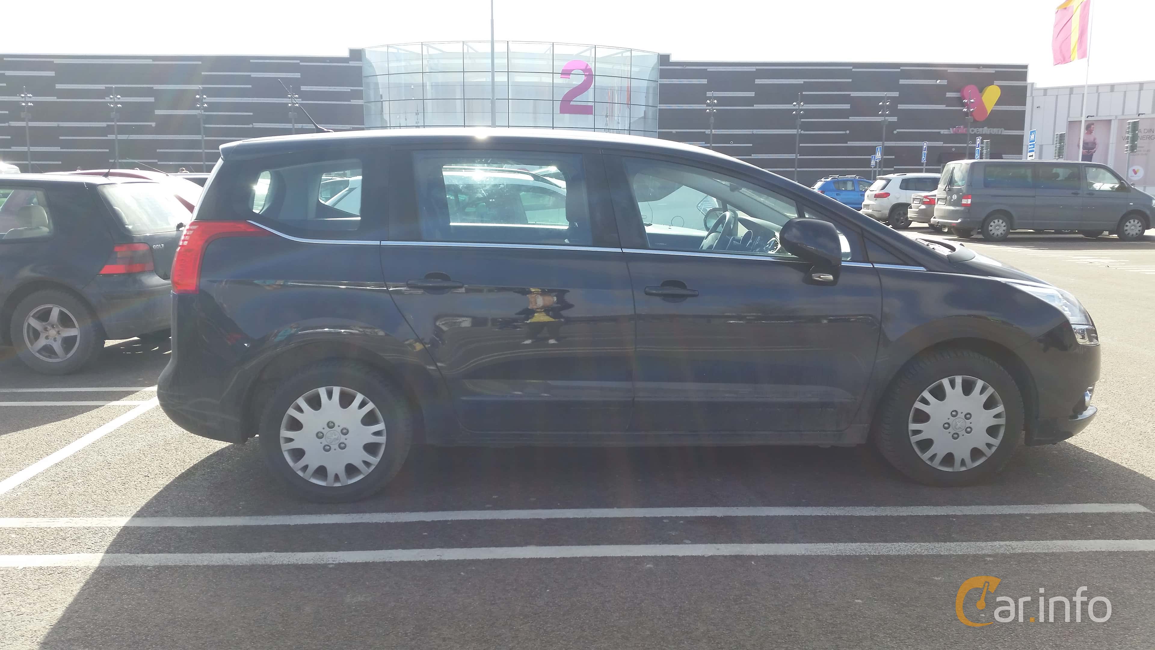 Peugeot 5008 1.6 HDi FAP EGS, 111hp, 2011