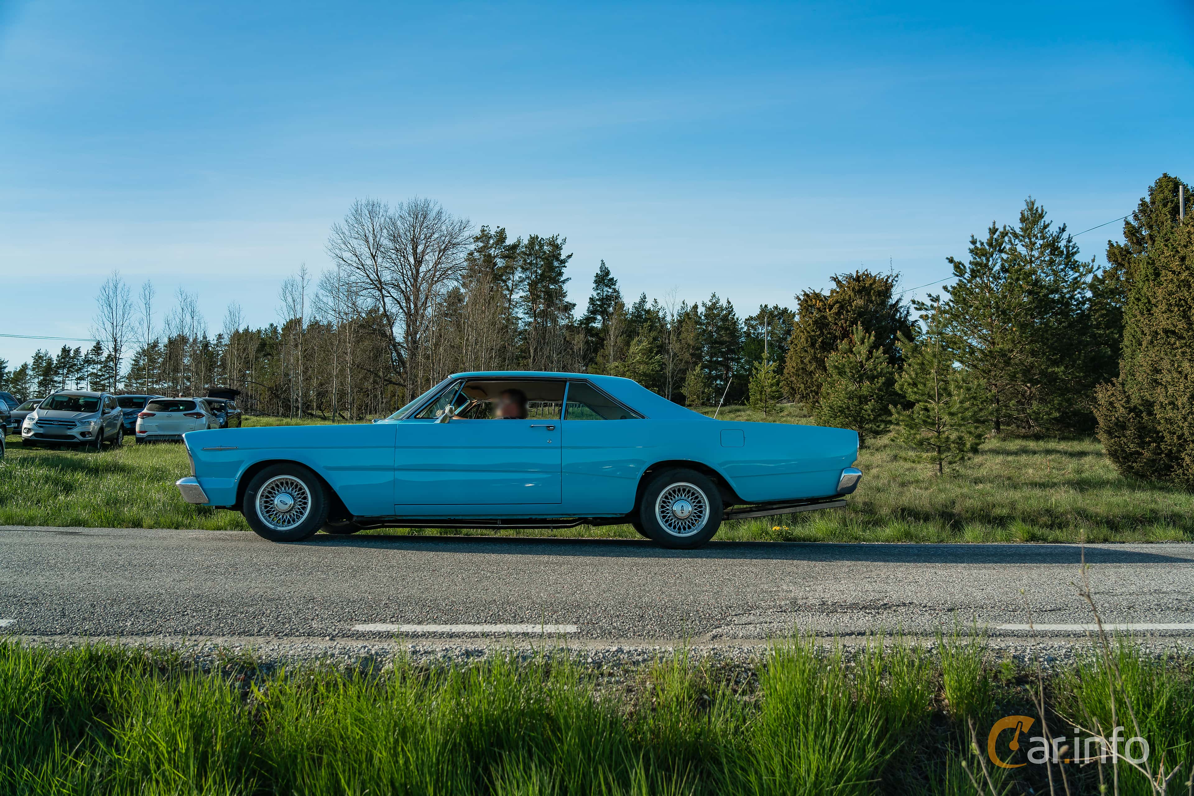 Ford Galaxie 2-door Hardtop 4th Generation 7.0 V8