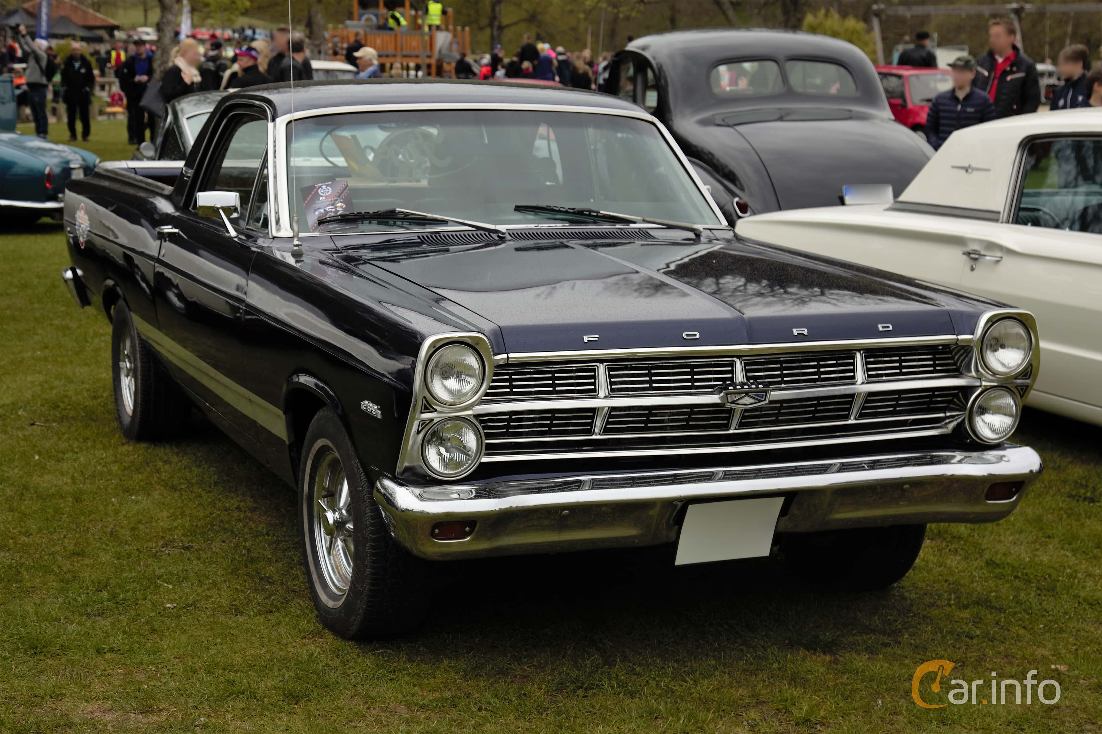 Ford Ranchero 4th Generation 4.7 V8 Manual, 3-speed