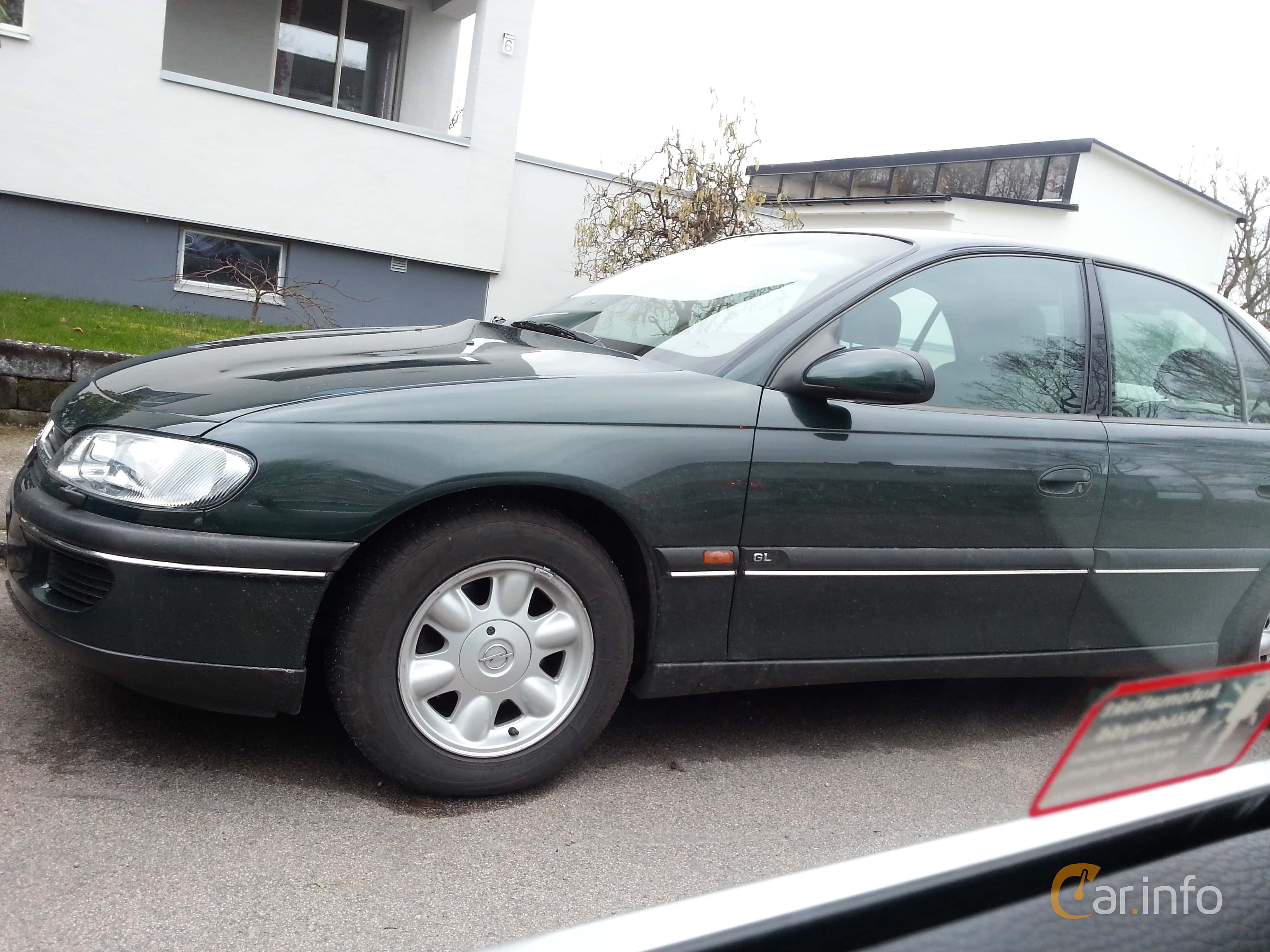 Opel Omega 2.5 V6 B1
