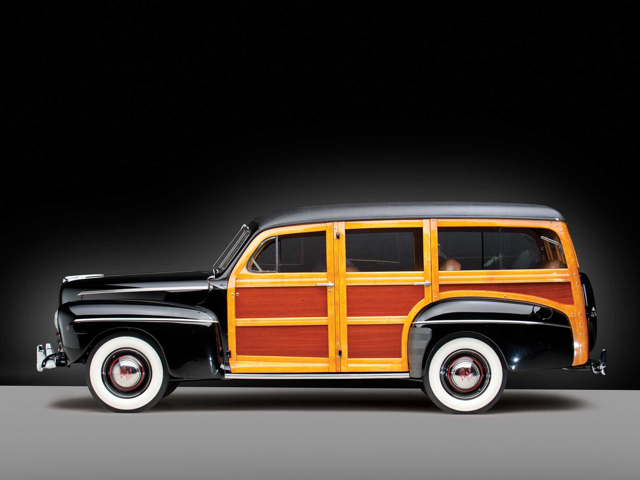Ford Super Deluxe Station Wagon 3.7 Manual, 91hp, 1946