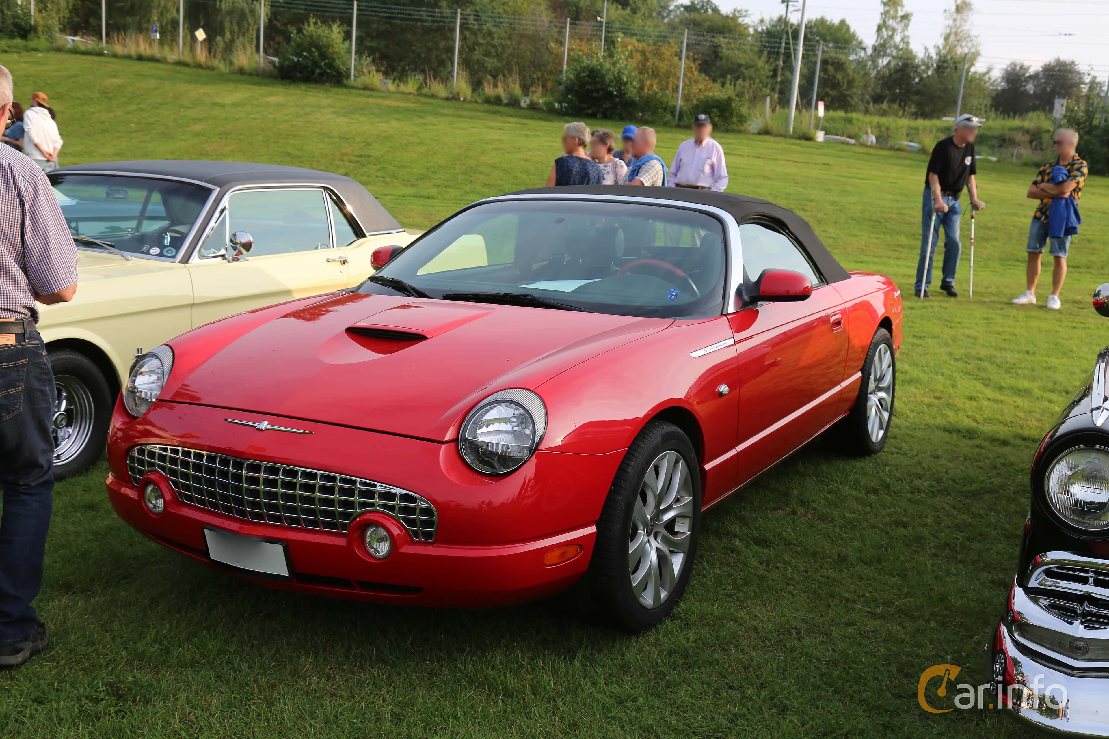 Ford Thunderbird Convertible 3.9 V8 Automatic, 284hp, 2005