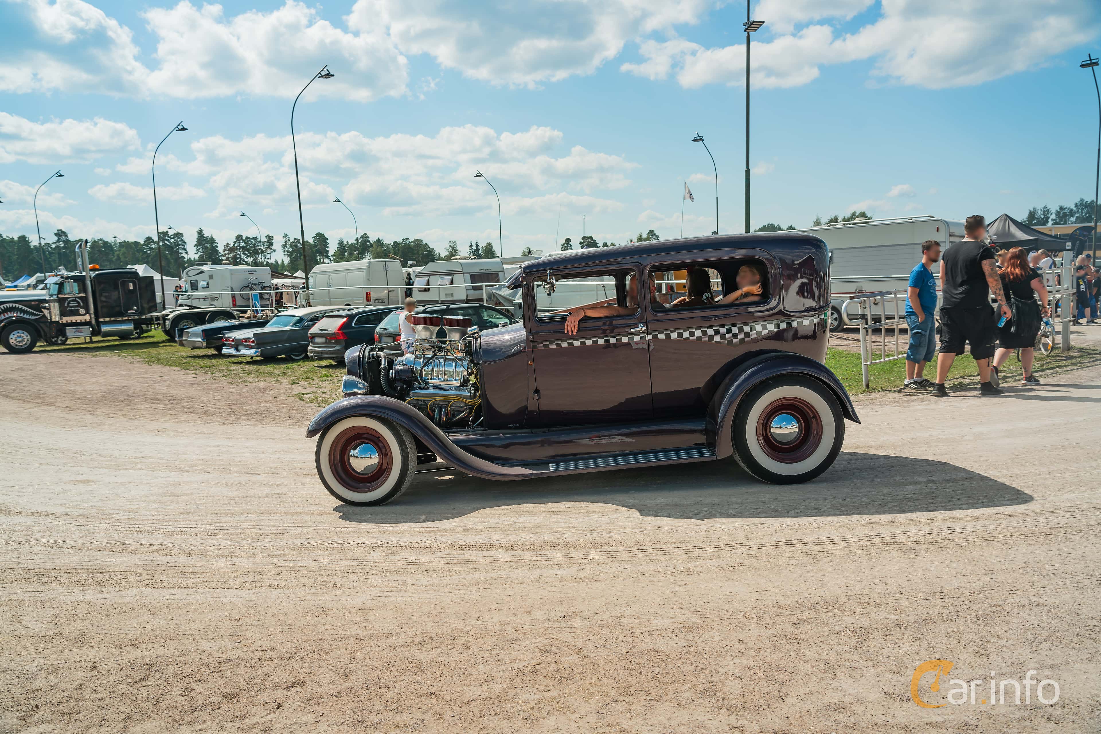 Ford Model A Tudor Sedan 2nd Generation Series I 3.3 Manual, 3-speed