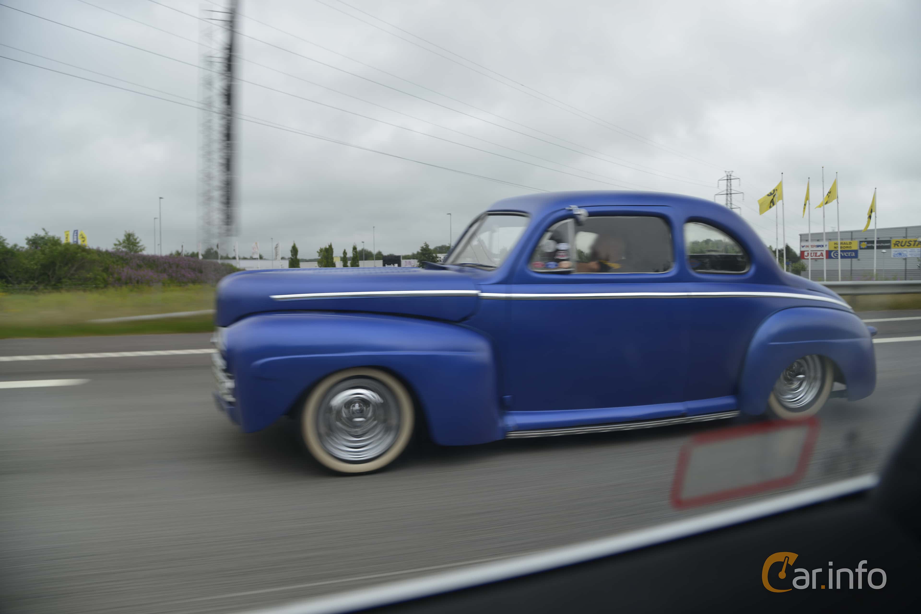 Ford Deluxe Coupé 3.9 V8 Manual, 102hp, 1947