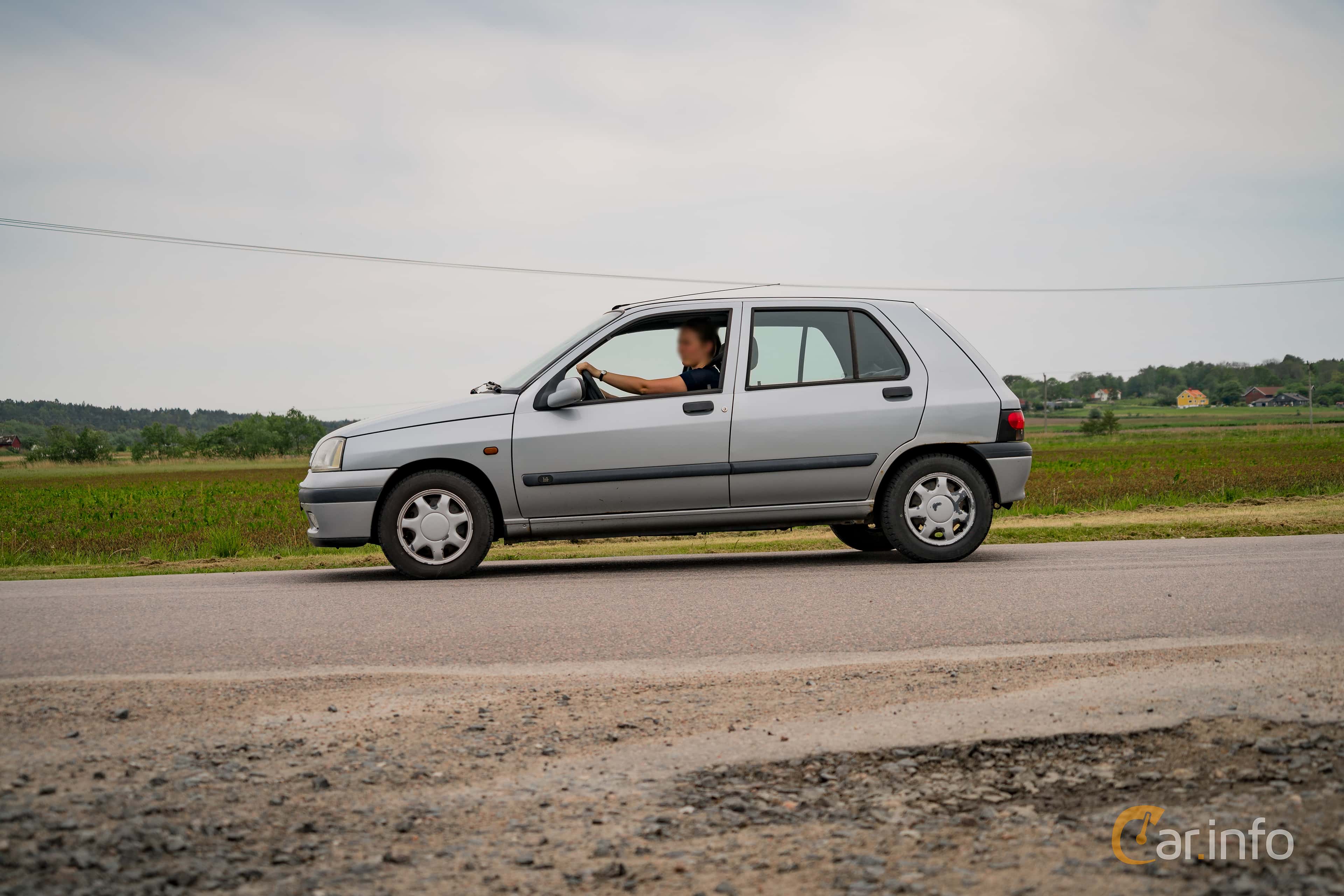 Renault Clio 5-door Hatchback 1.4 Automatic, 80hp, 1998