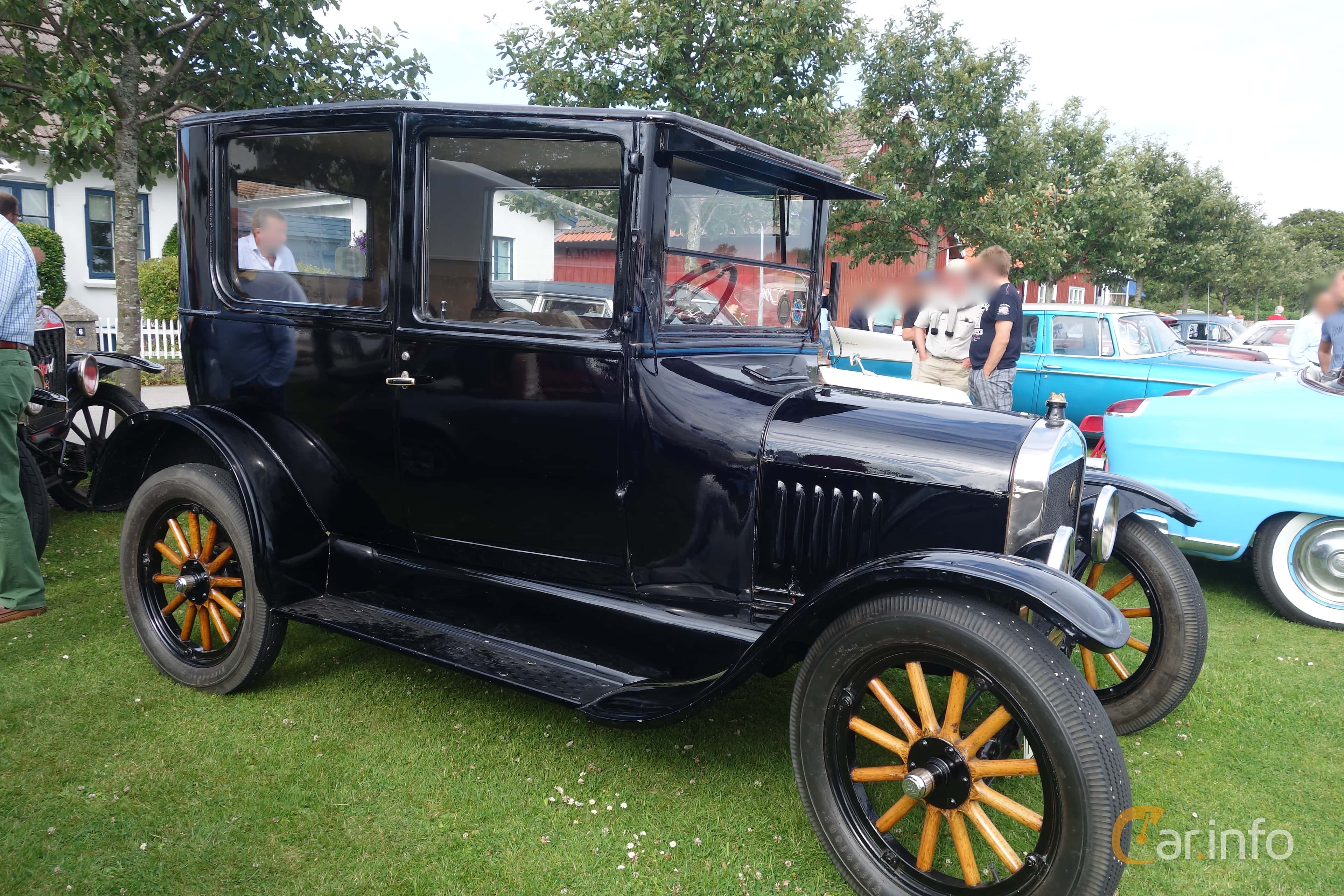 Ford Model T Tudor Sedan 2.9 Manual, 20hp, 1923