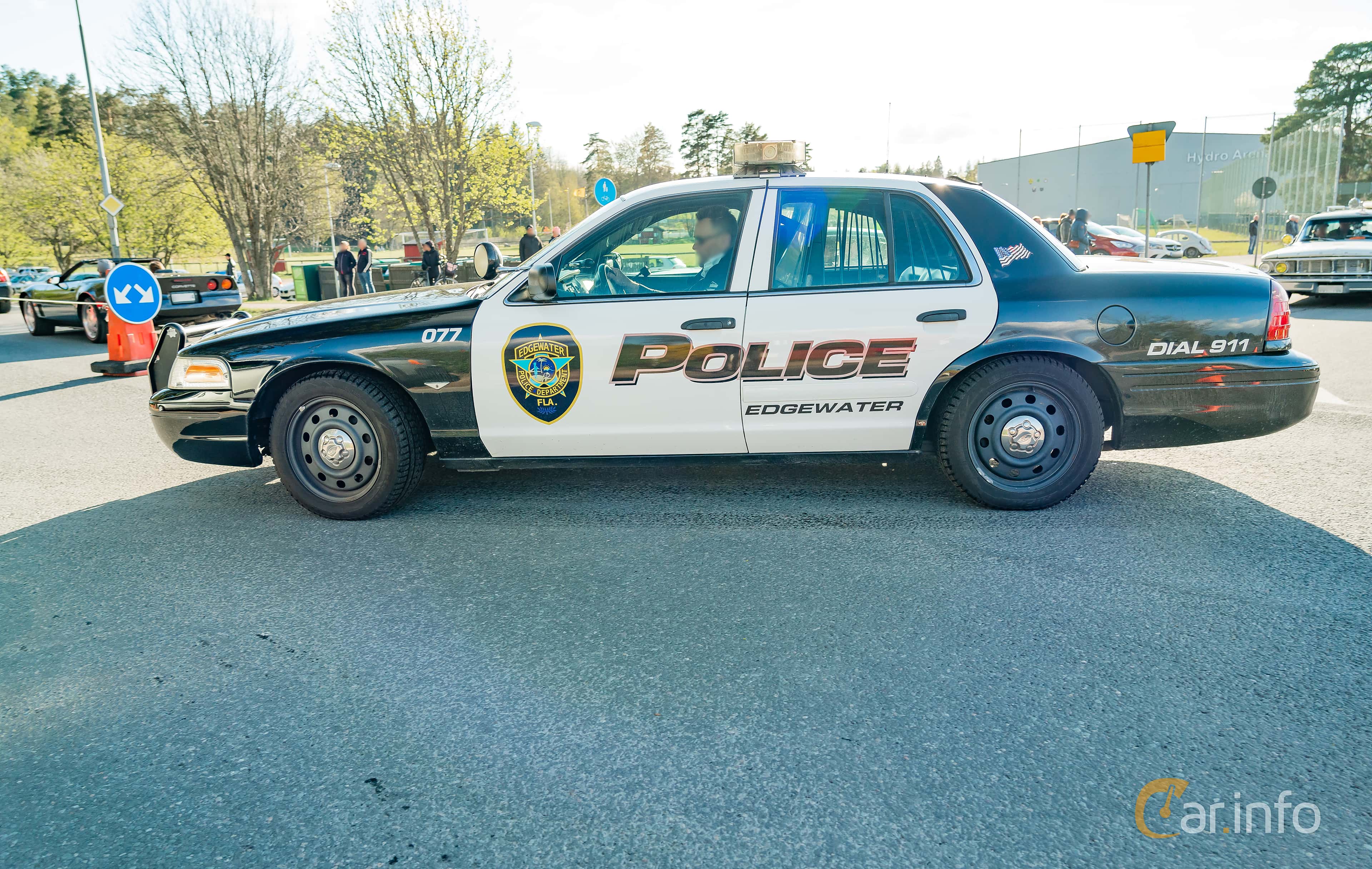 Ford Crown Victoria Police Interceptor 4.6 V8 Automatic, 254hp, 2006