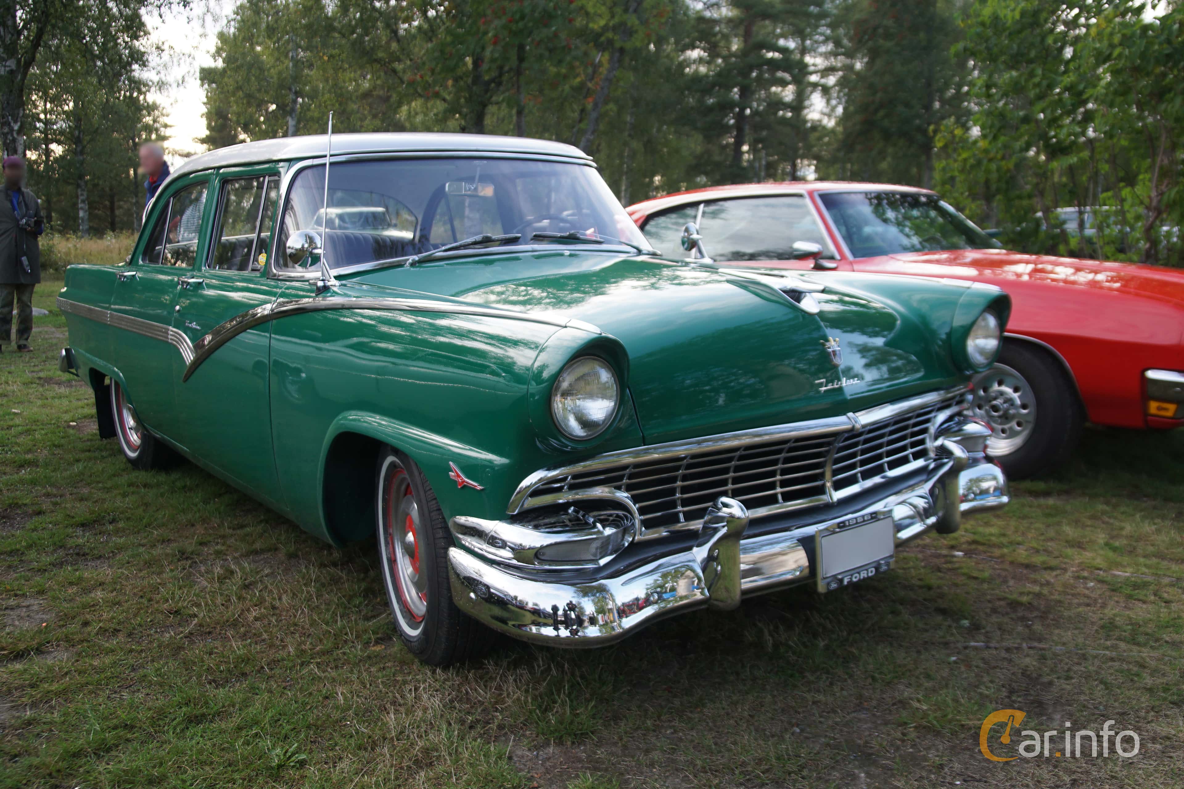 Ford Fairlane Town Sedan 5.1 V8 228hp, 1956