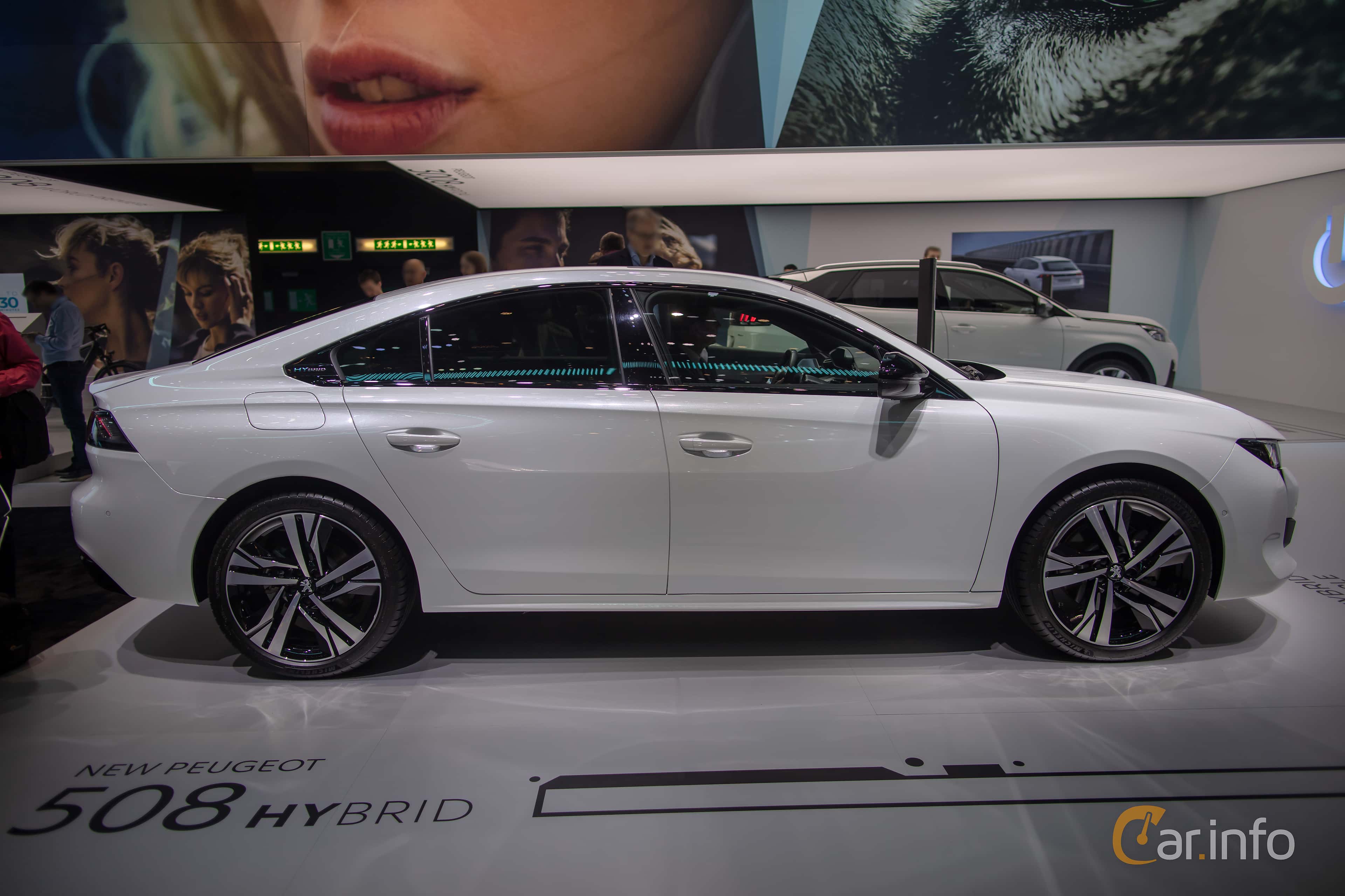 Peugeot 508 Hybrid 1.6 + 11.8 kWh EAT, 225hp, 2020