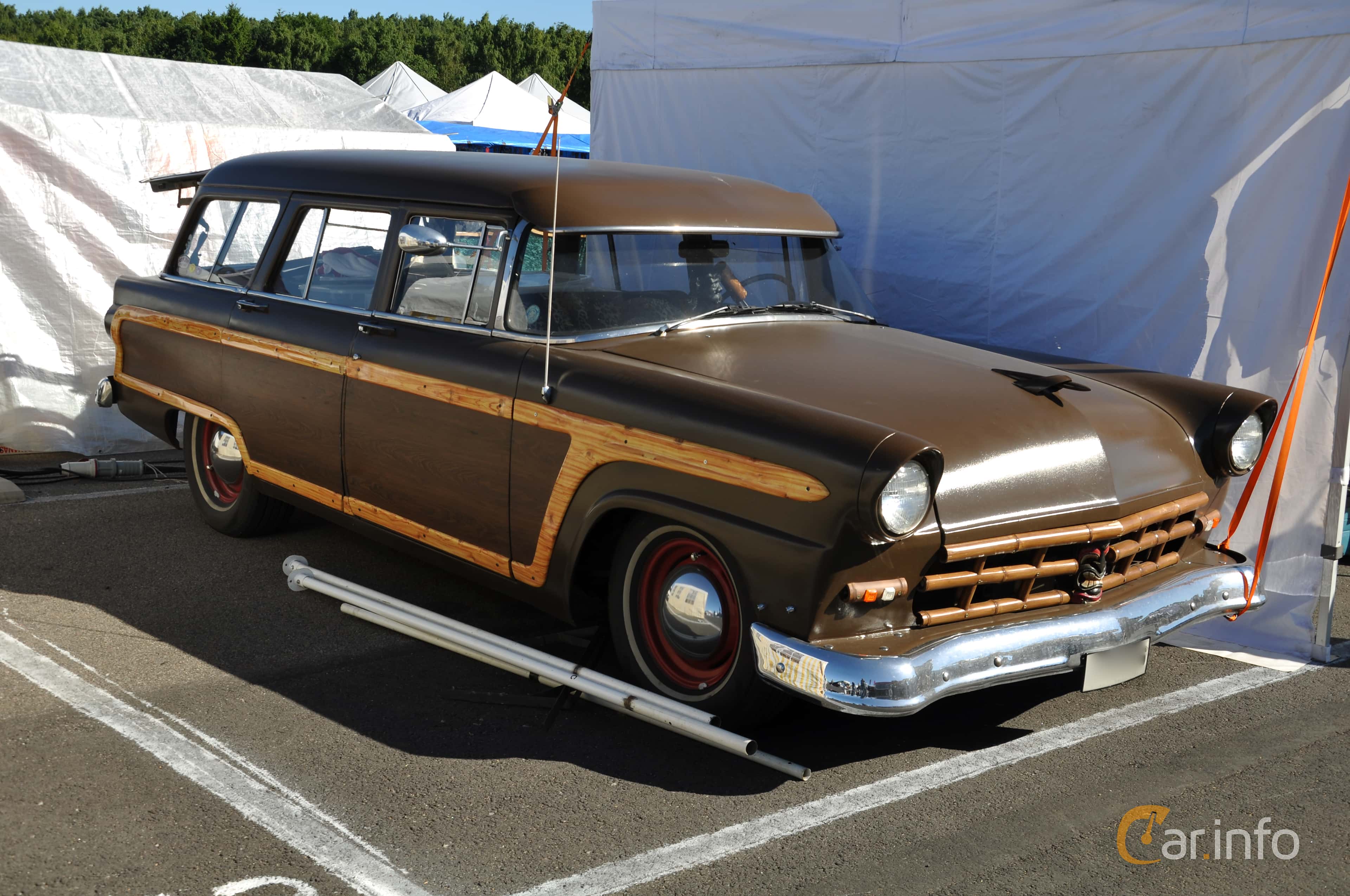 Ford Country Squire 2-seat 4.5 V8 Manual, 175hp, 1956