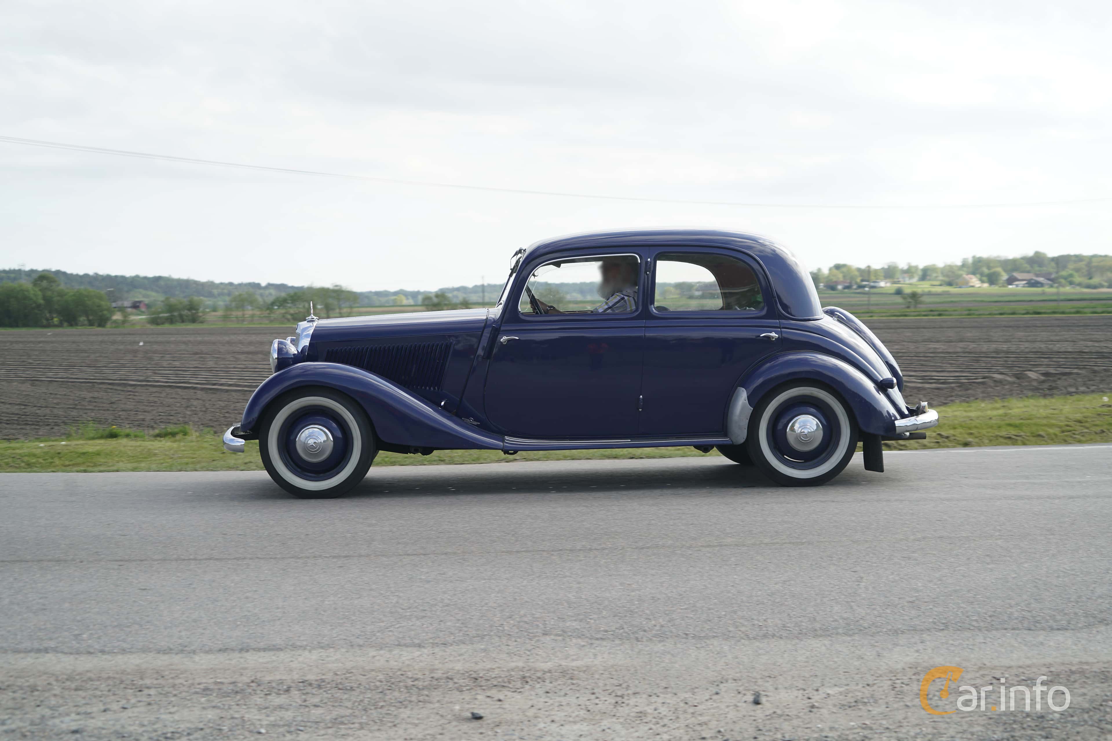 Mercedes-Benz 170 V 4-door Sedan  Manual, 38hp, 1946