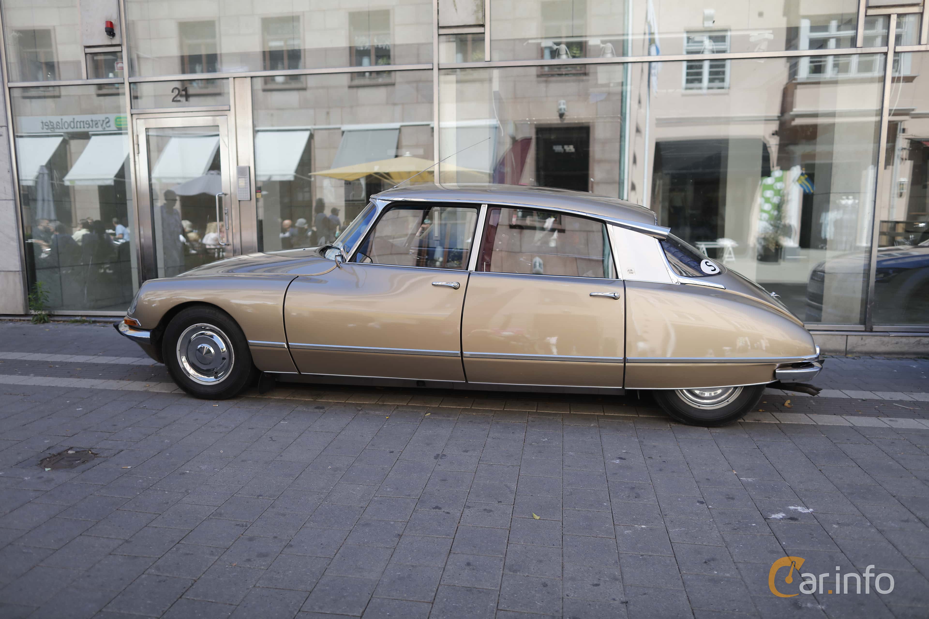 Citroën DS 23 Sedan 2.2 Manual, 125hp, 1970