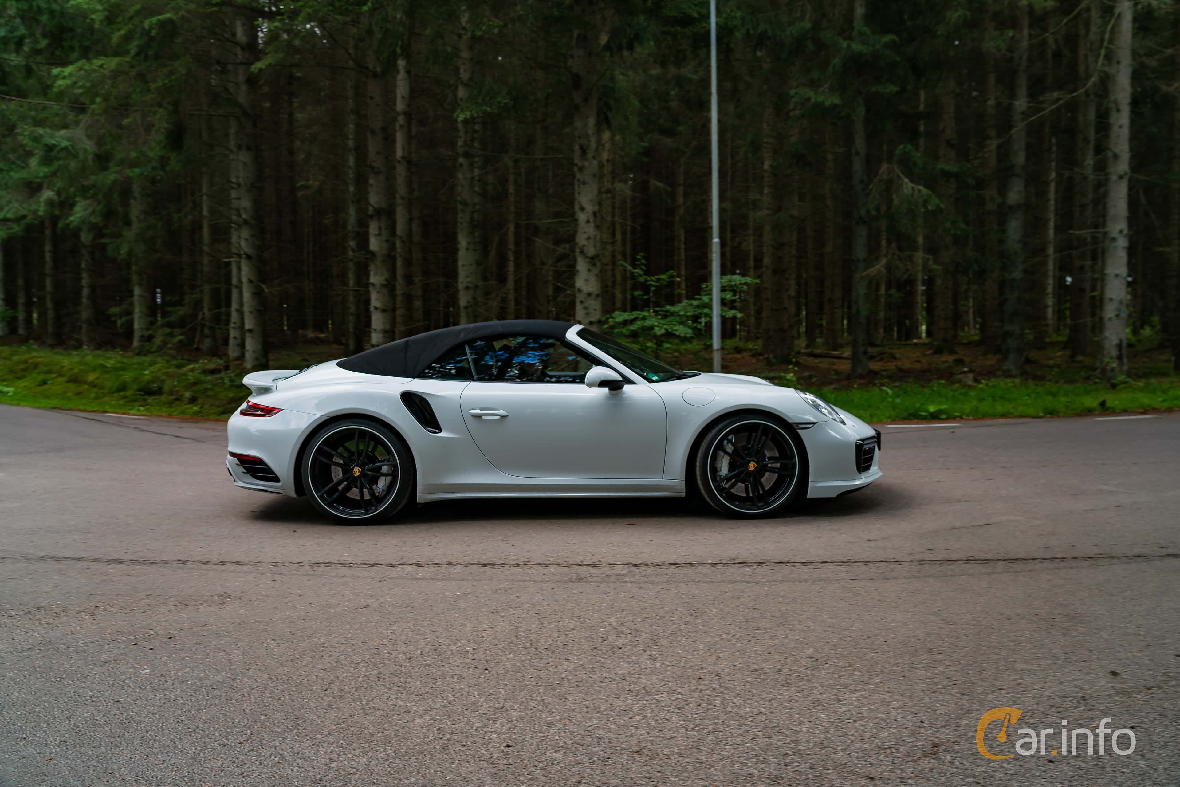Porsche 911 Turbo S Cabriolet PDK, 7-speed