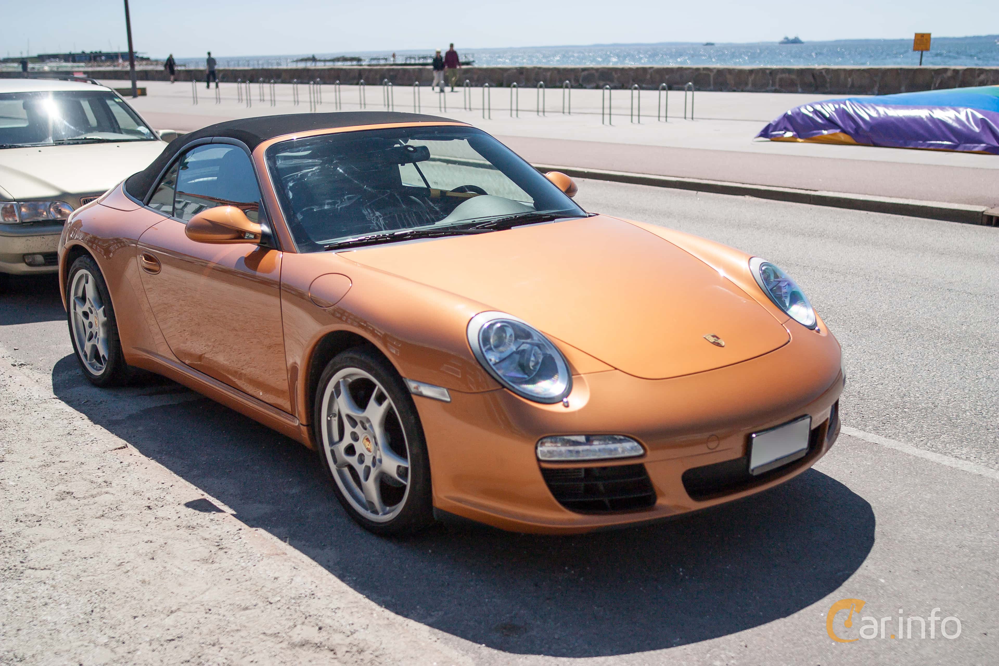 Porsche 911 Carrera Cabriolet  345hp, 2009