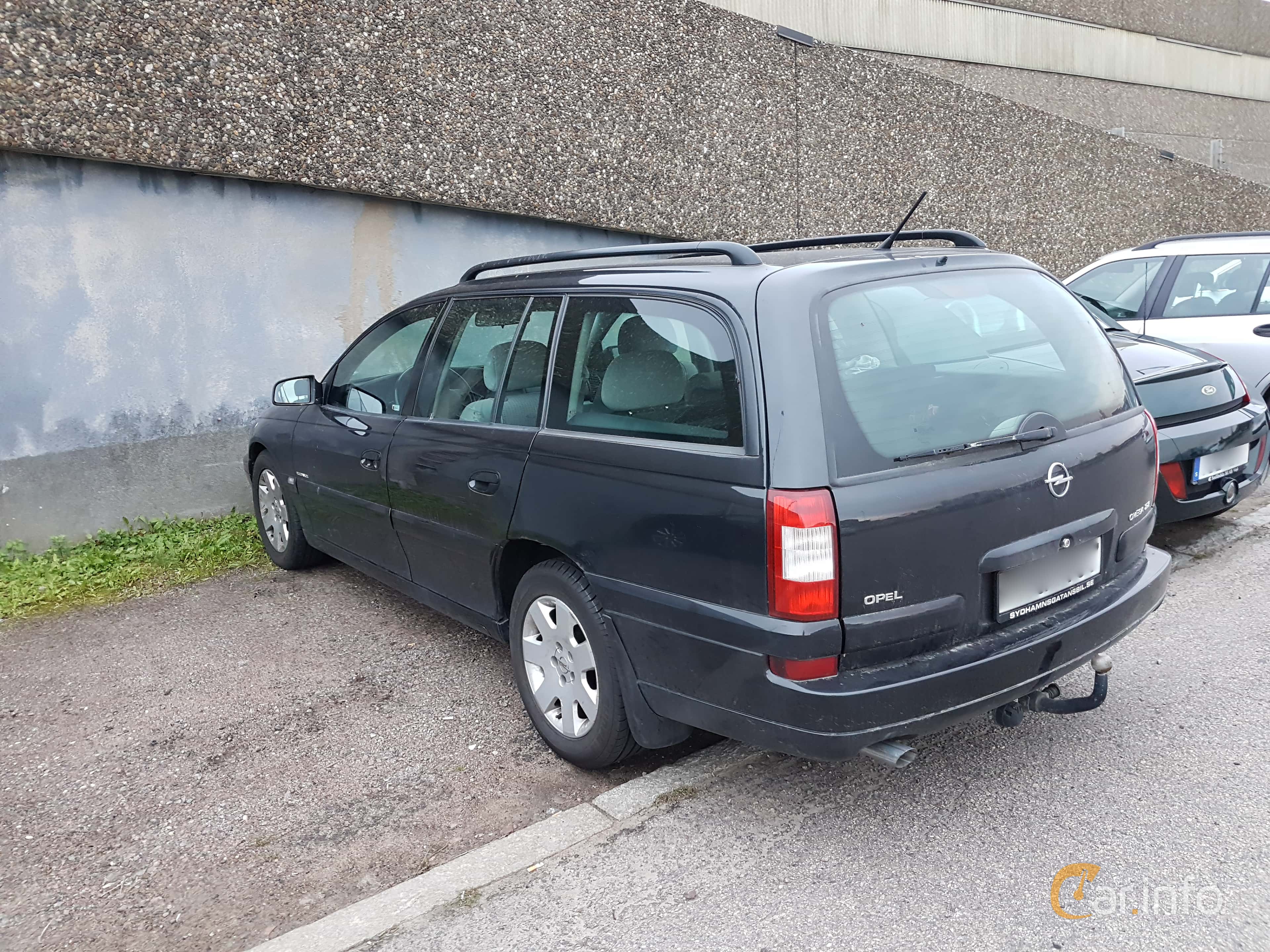 Opel Omega Caravan generation B2 2.2 Automatic, 4-speed