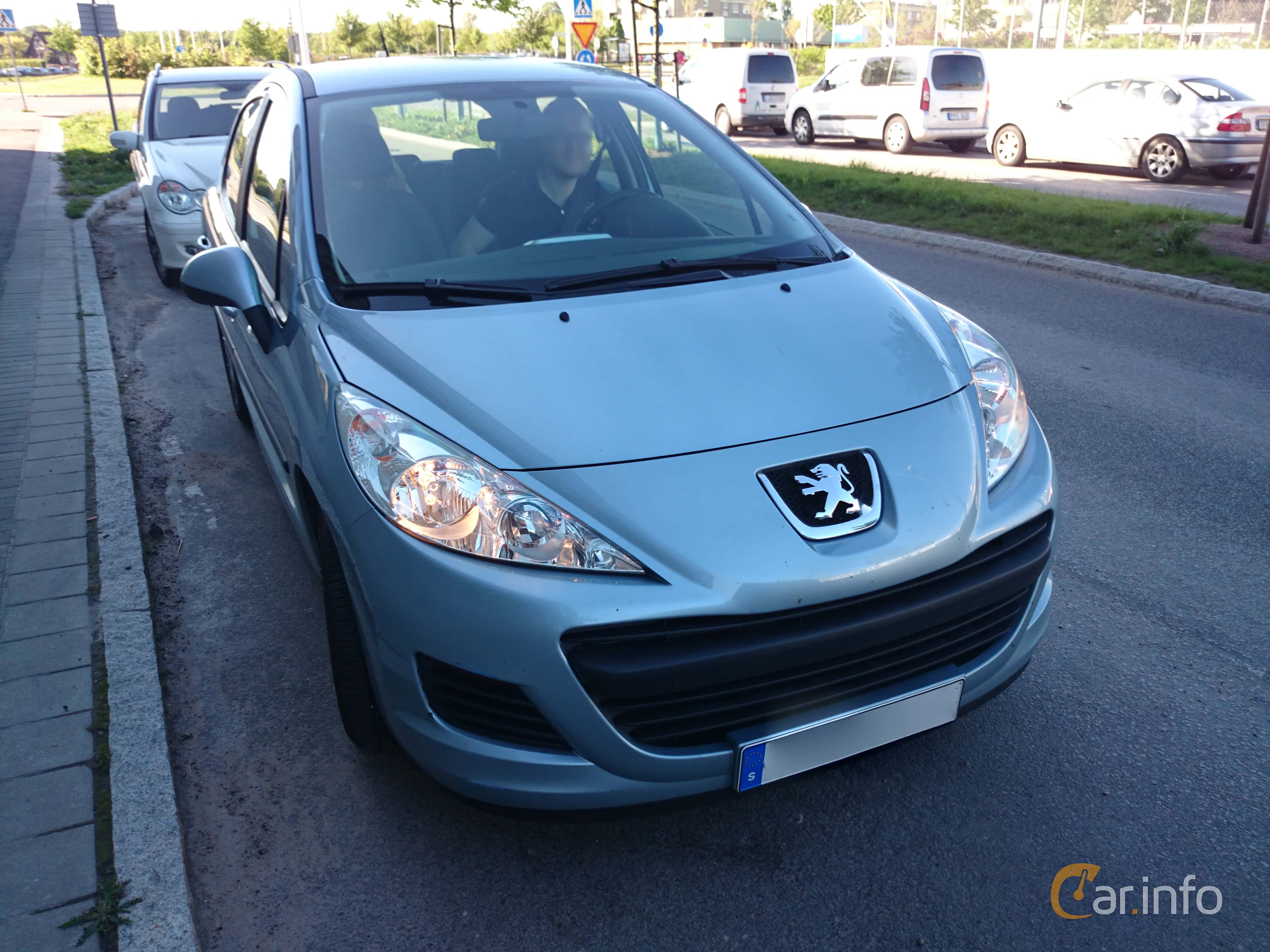 Peugeot 207 5-door 1.4 VTi Manual, 95hp, 2010