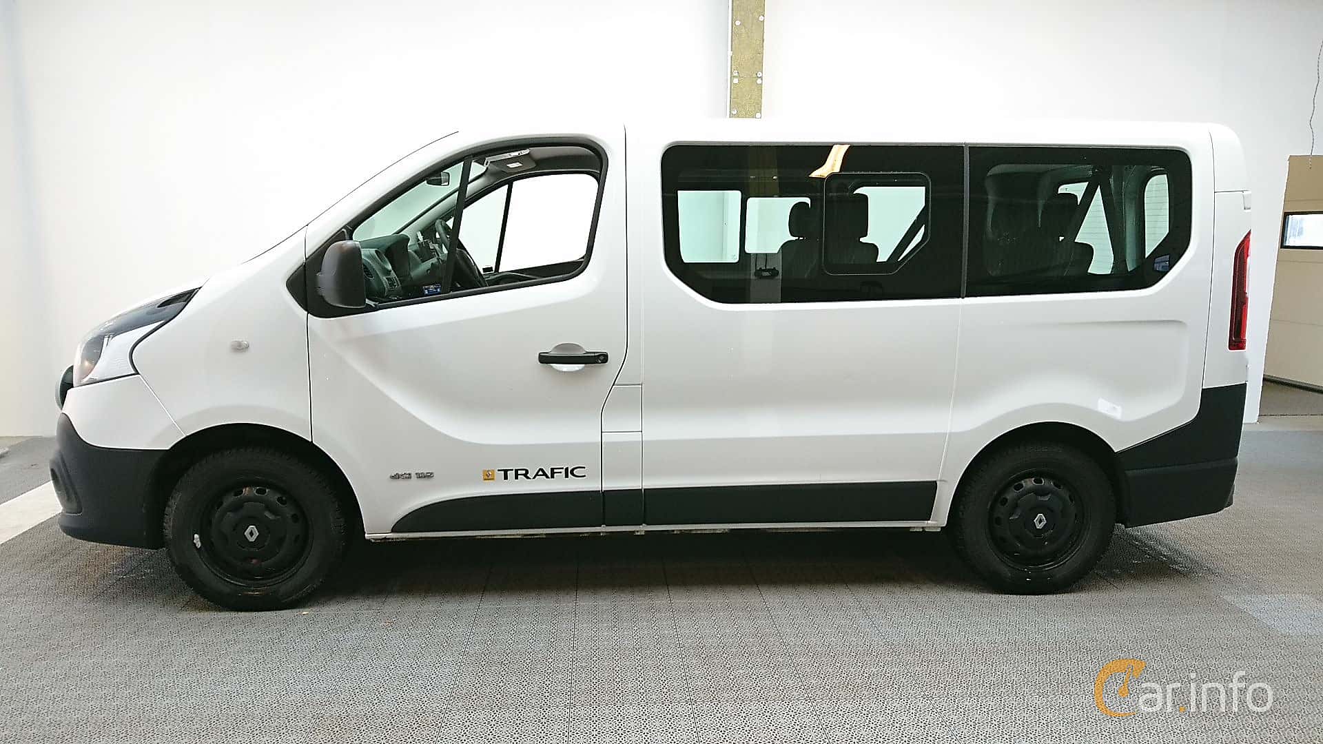 Renault Trafic Minibus 1.6 dCi Manual, 115hp, 2015