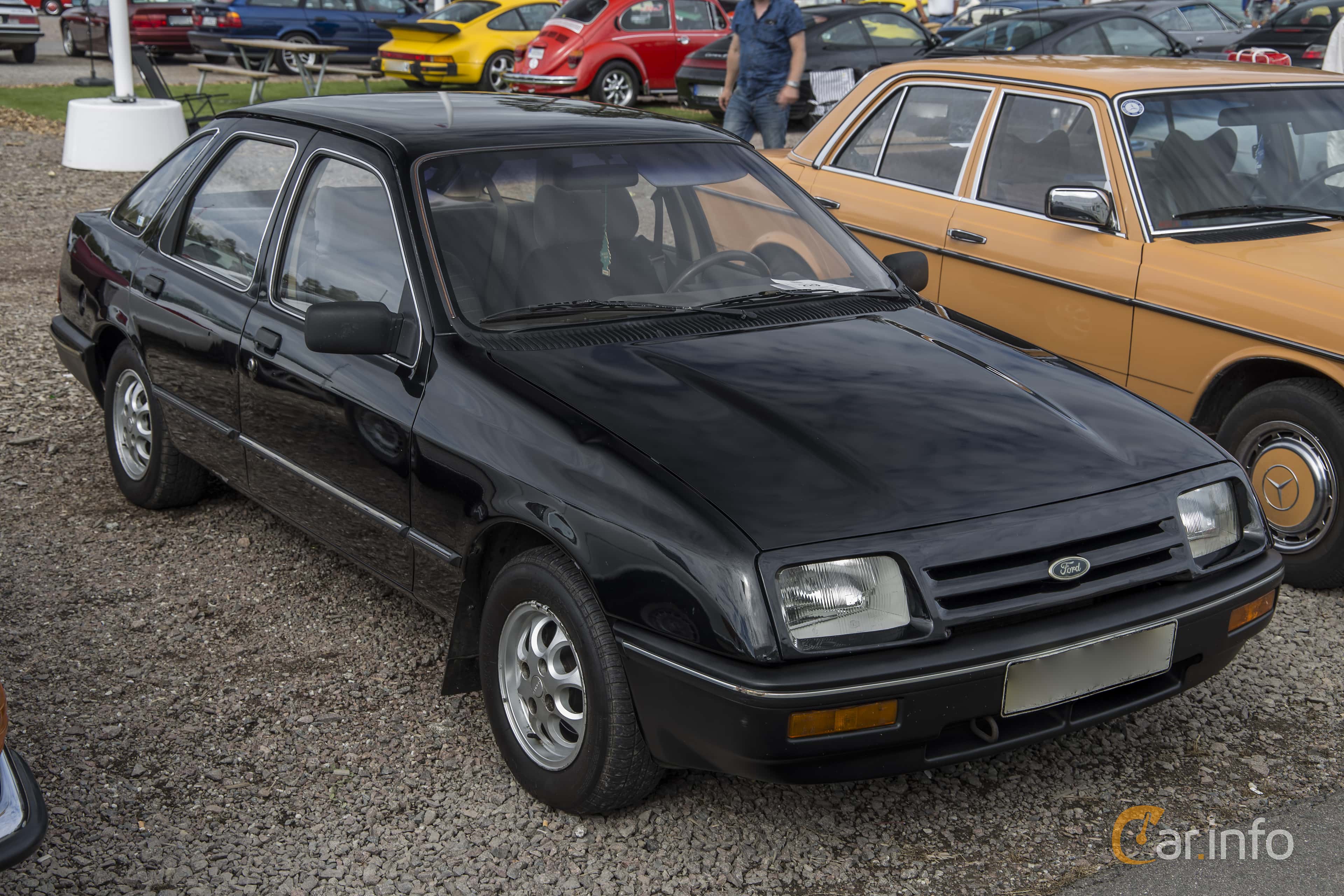 Ford Sierra 5-door 2.0 Manual, 100hp, 1983