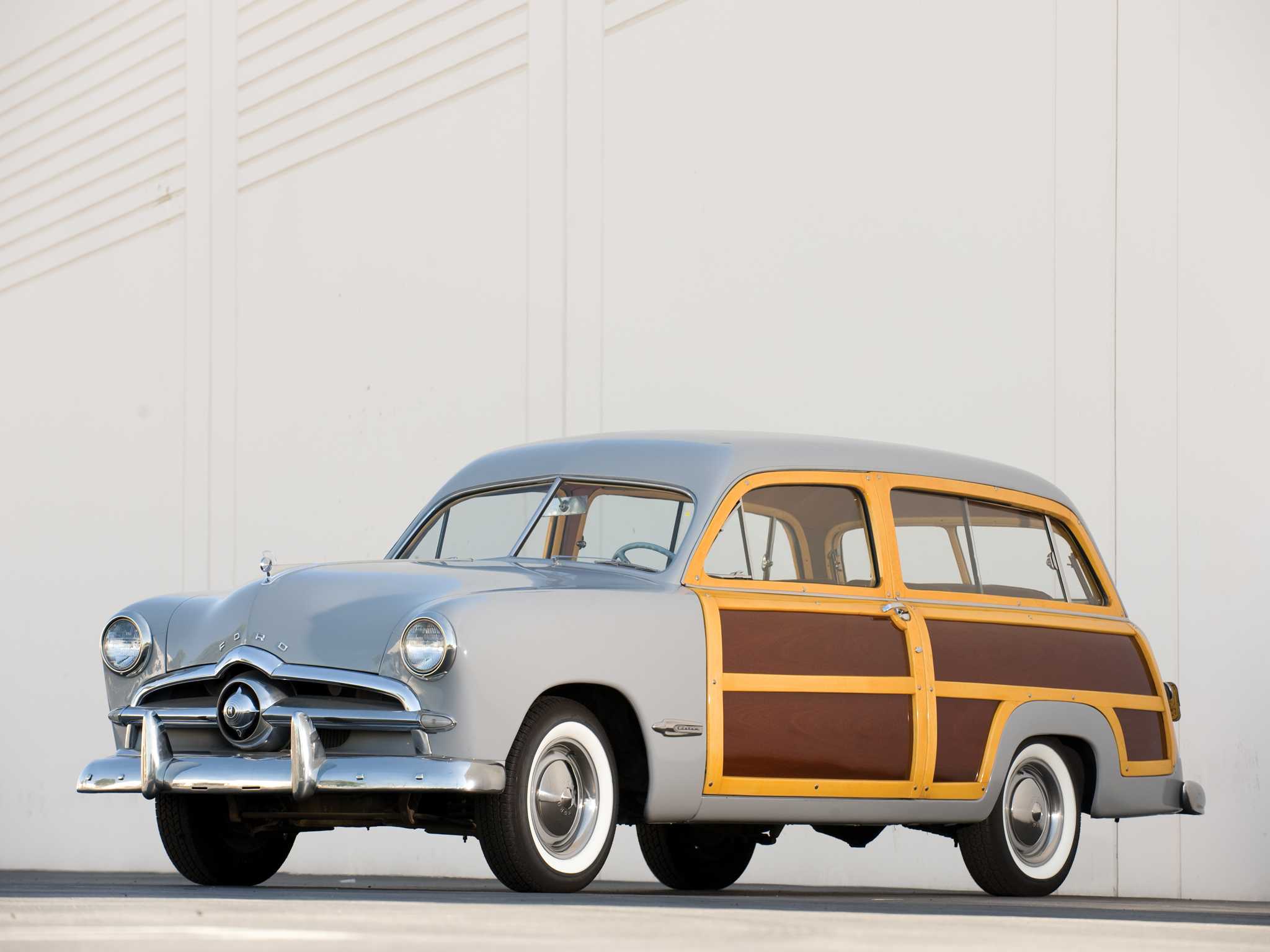 Ford Custom Country Squire 3.9 V8 Manual, 102hp, 1949