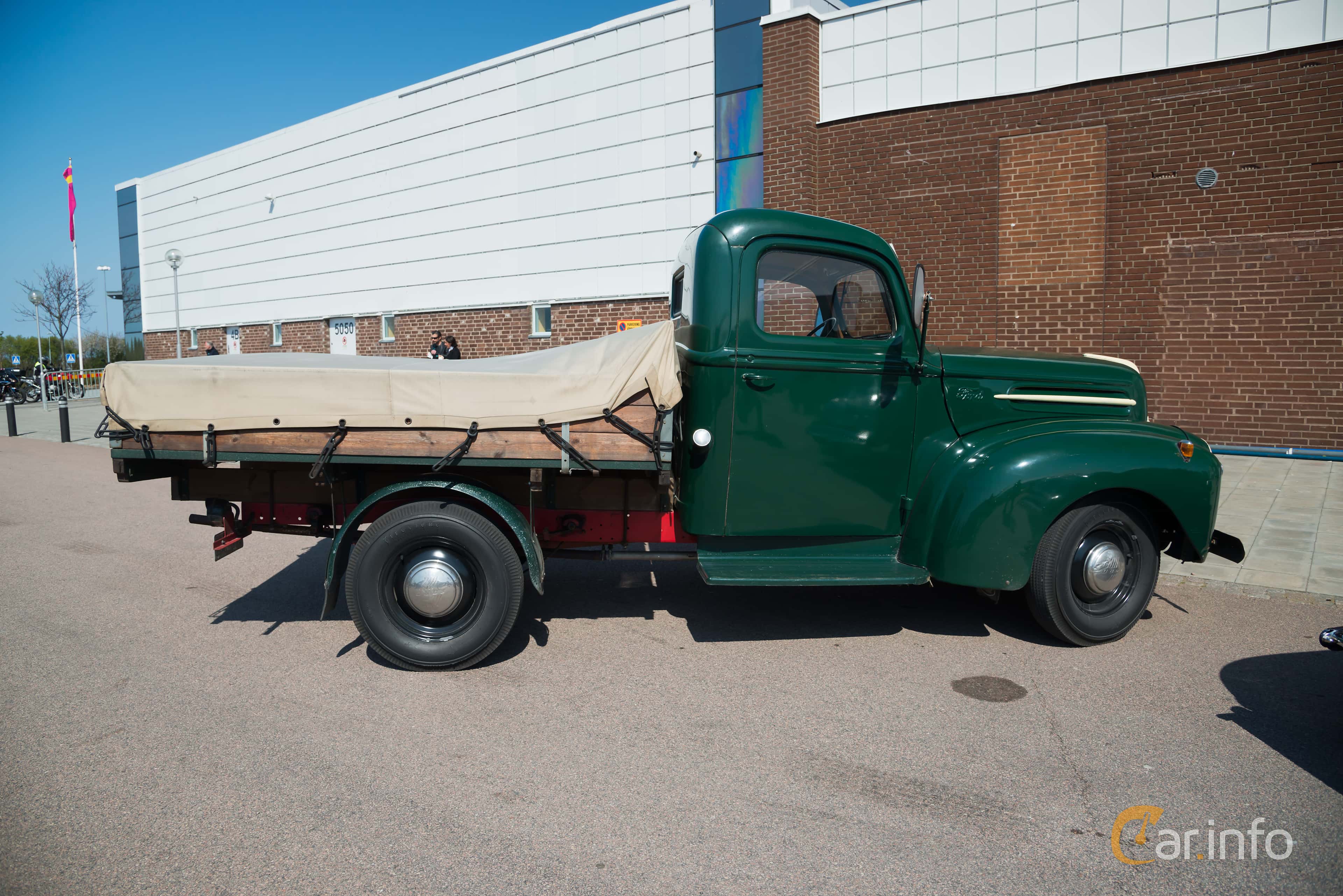 Ford Model 7HC Pickup 3.7 Manual, 97hp, 1947
