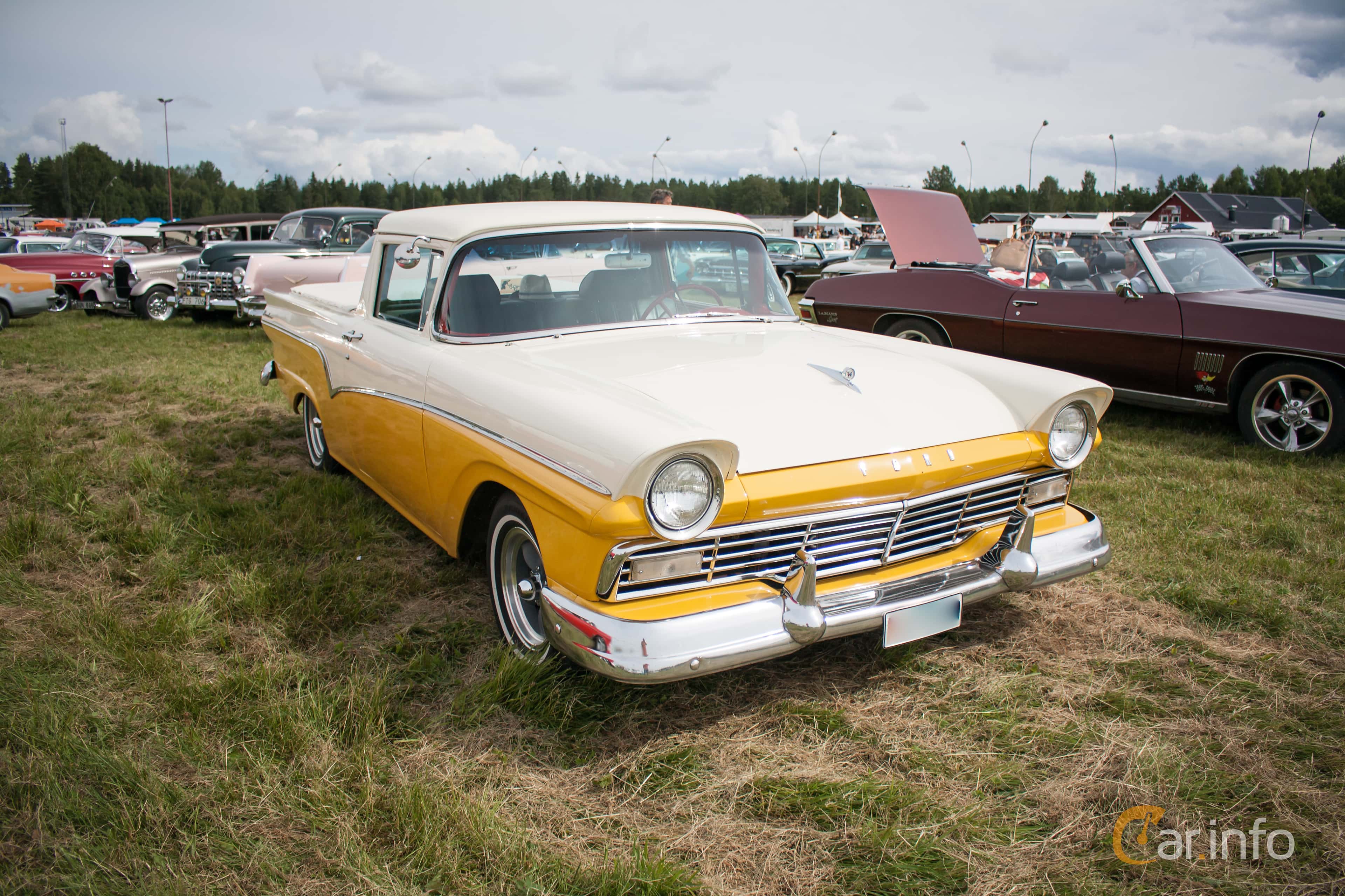 Ford Custom Ranchero 4.8 V8 Manual, 215hp, 1957