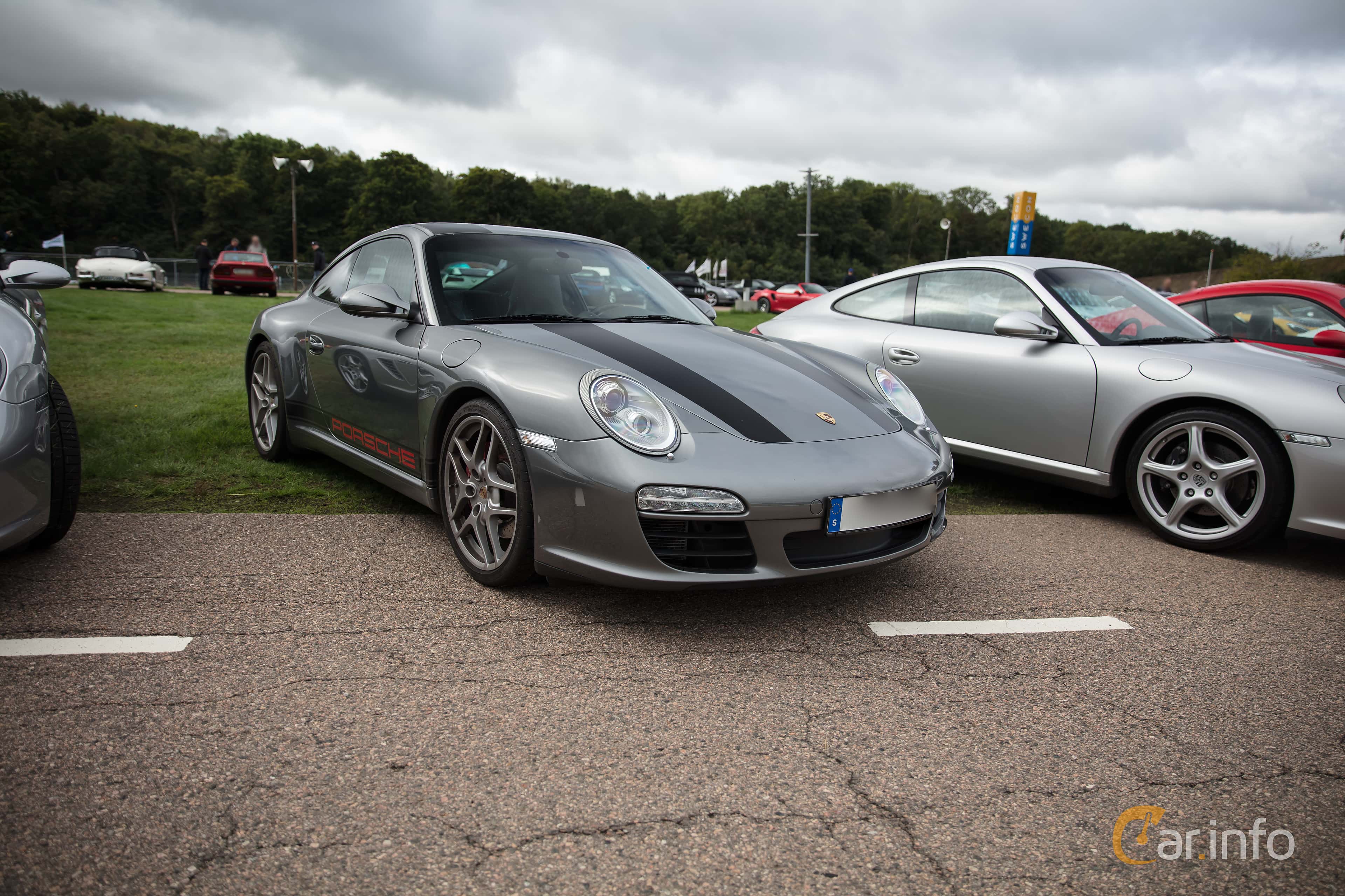 Porsche 911 Carrera S  Manual, 385hp, 2009