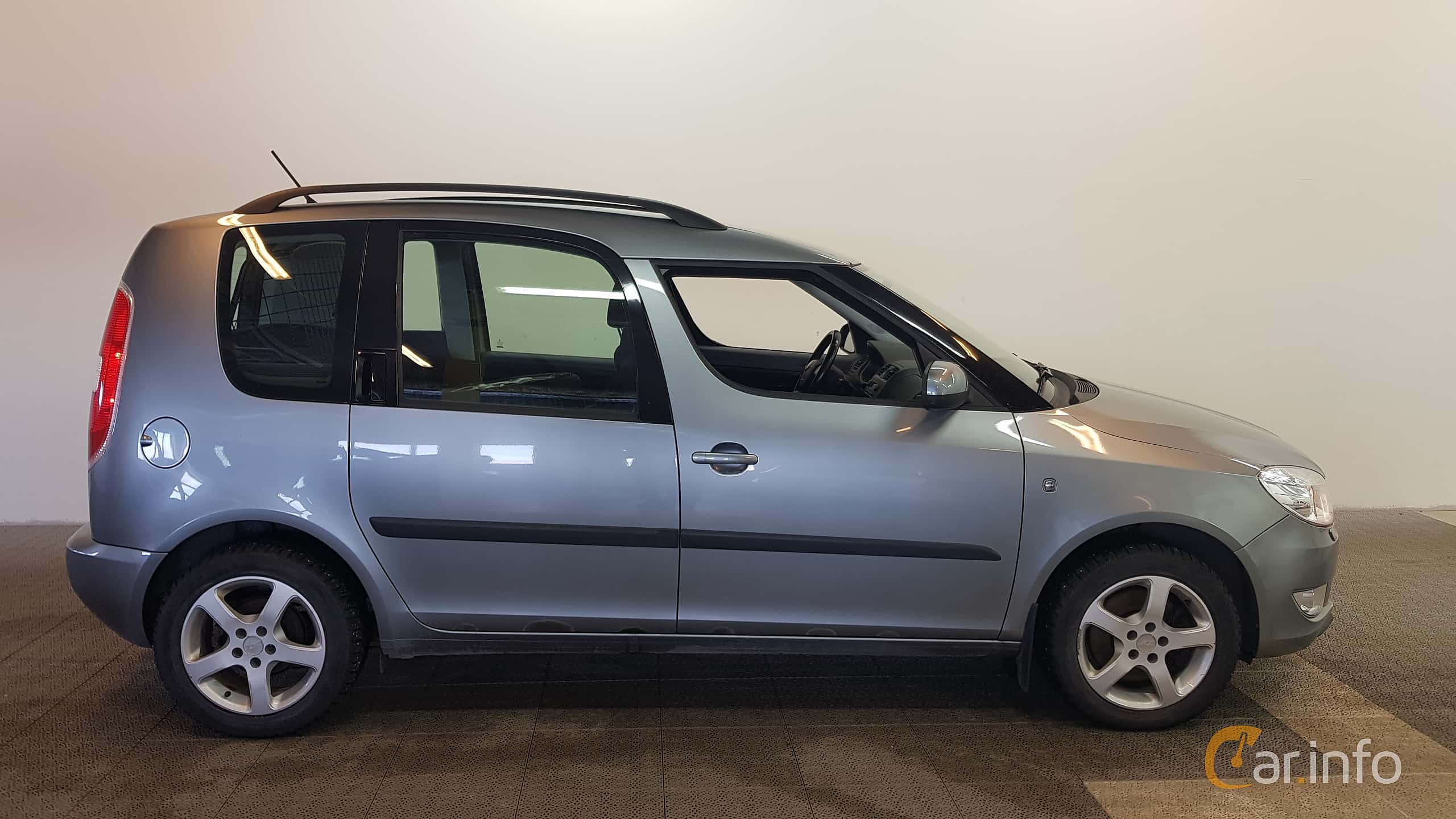 Skoda Roomster 1.2 TDI Manual, 75hp, 2010