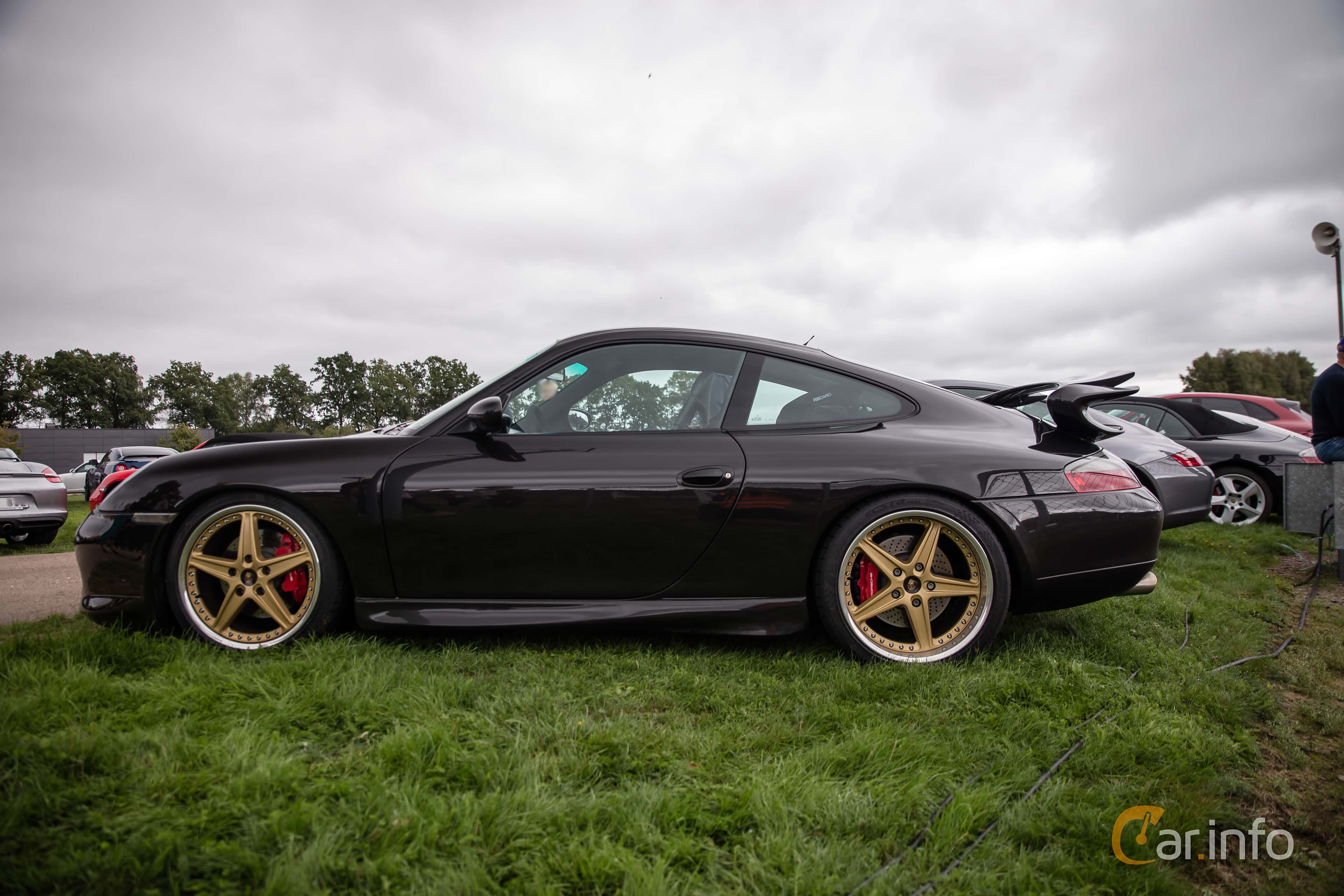 Porsche 911 Carrera 996
