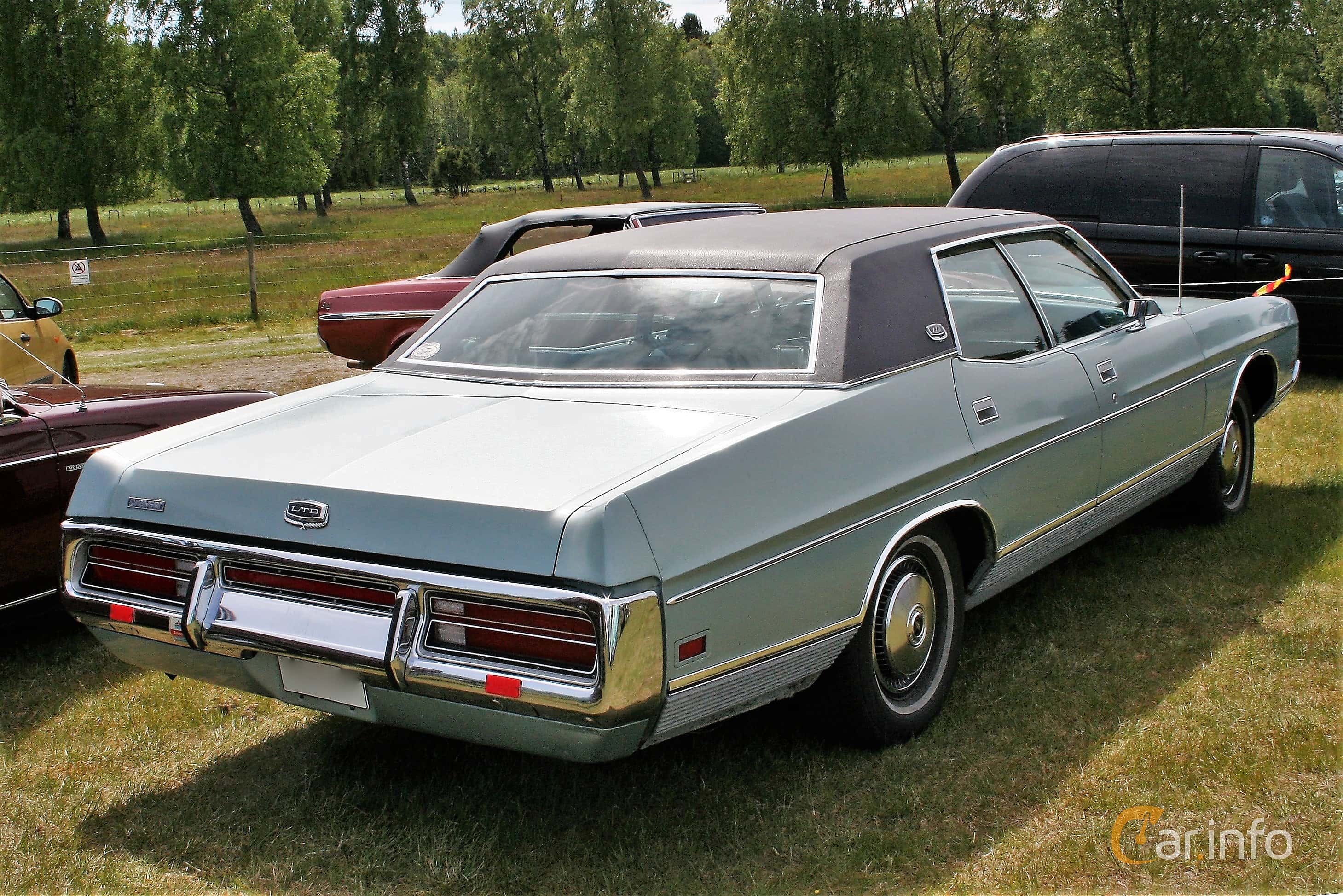 Ford LTD Sedan 7.0 V8 Automatic, 365hp, 1971