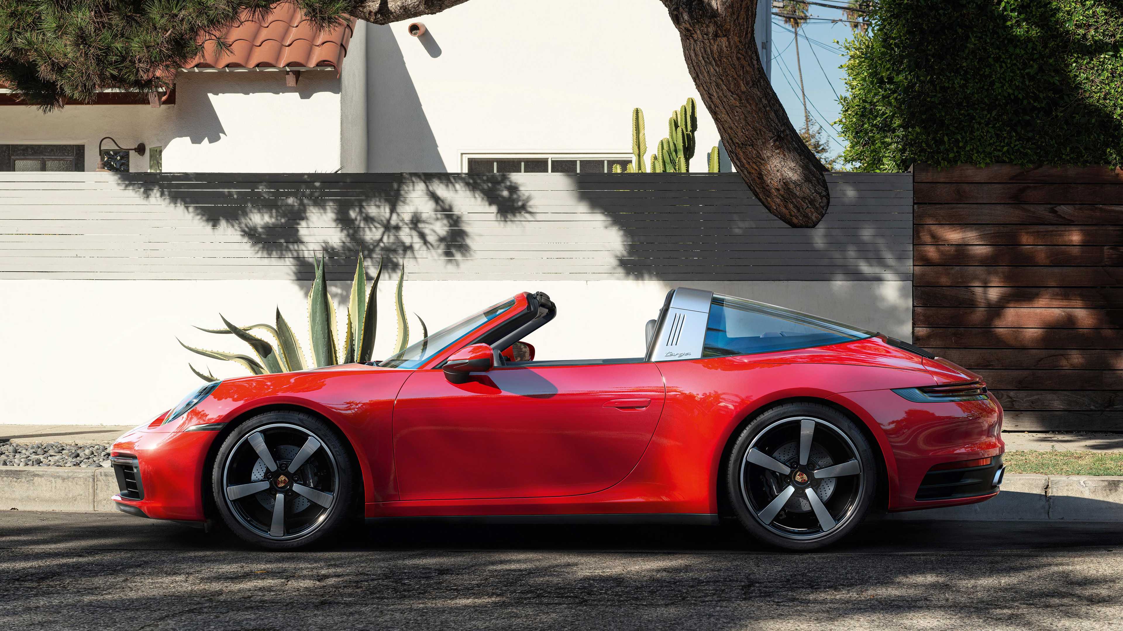 Porsche 911 Targa 4  PDK, 385hp, 2021