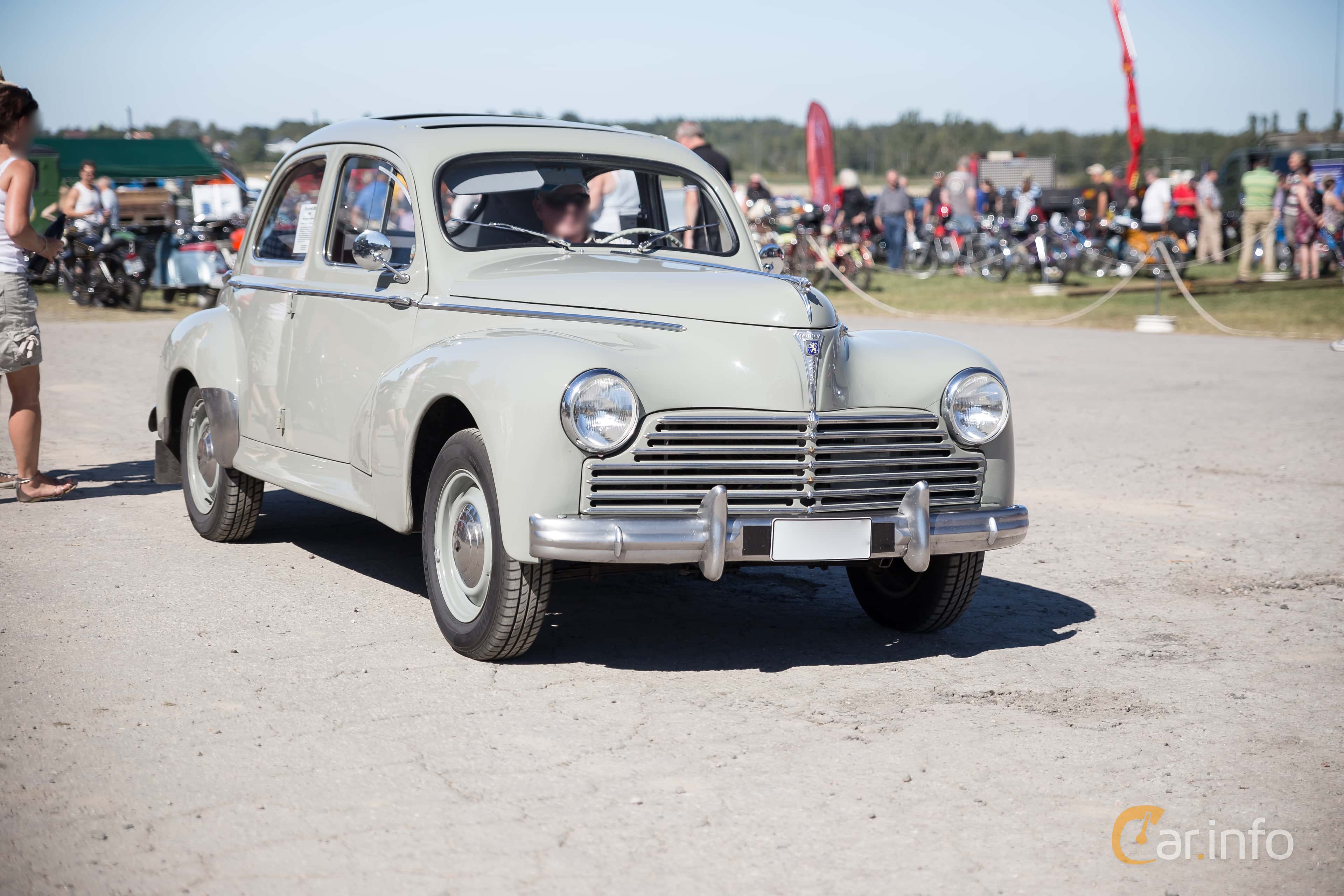 Peugeot 203 Sedan 1.3 Manual, 45hp, 1954