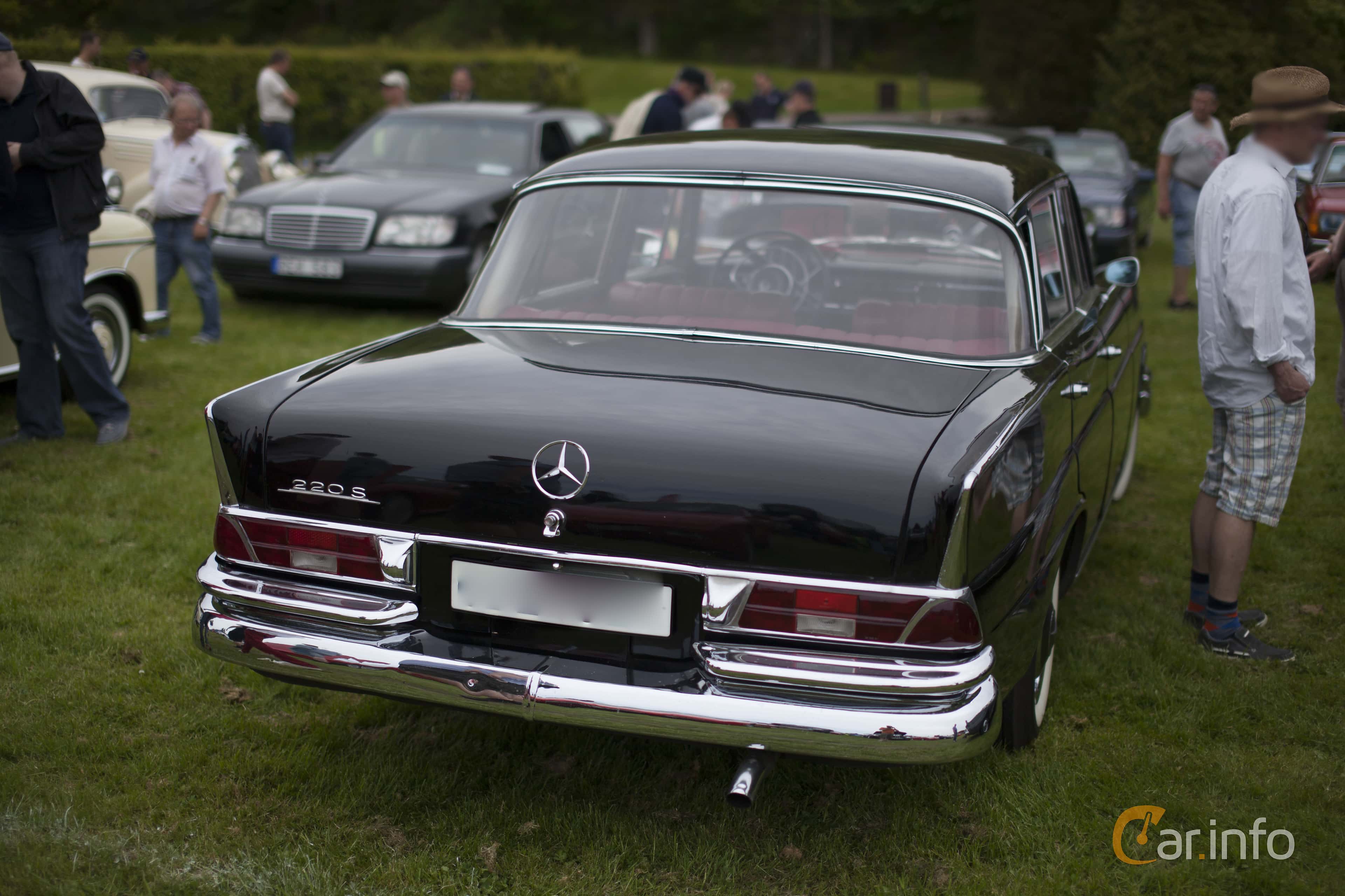 Mercedes-Benz 220 SE Sedan  Manual, 120hp, 1962