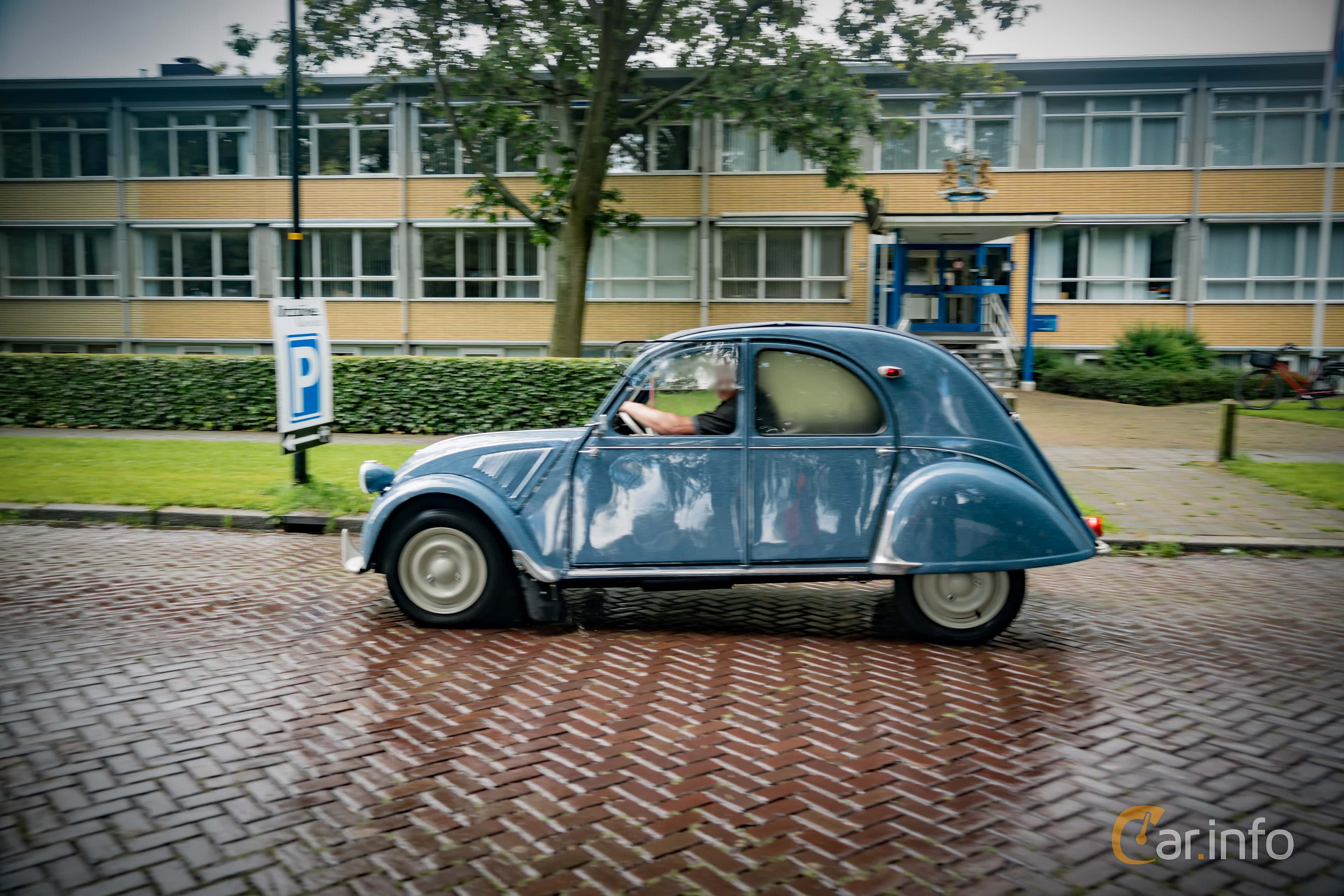 Citroën 2CV 0.4 Manual, 12hp, 1960