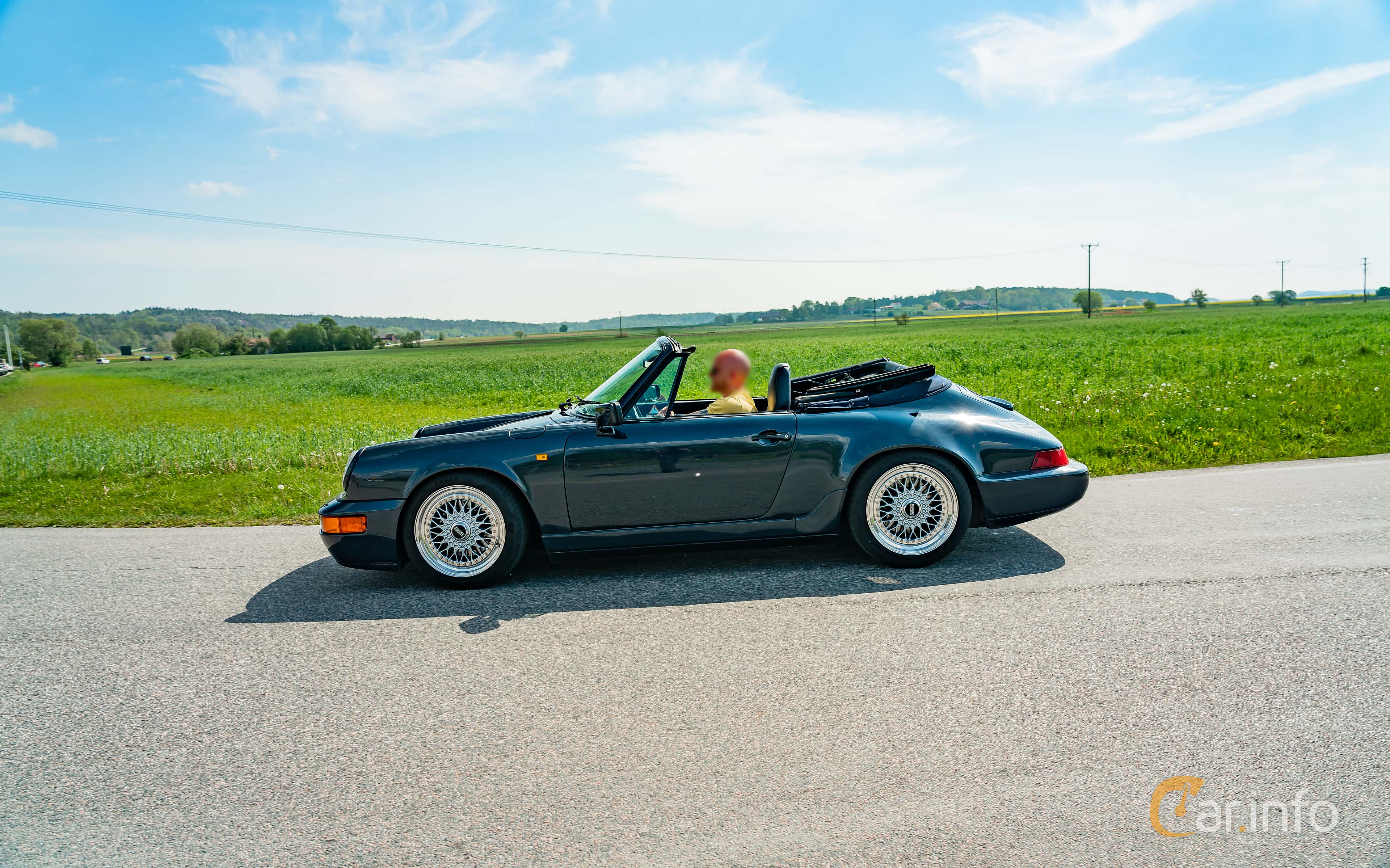 Porsche 911 Carrera 4 Cabriolet  Manual, 250hp, 1990