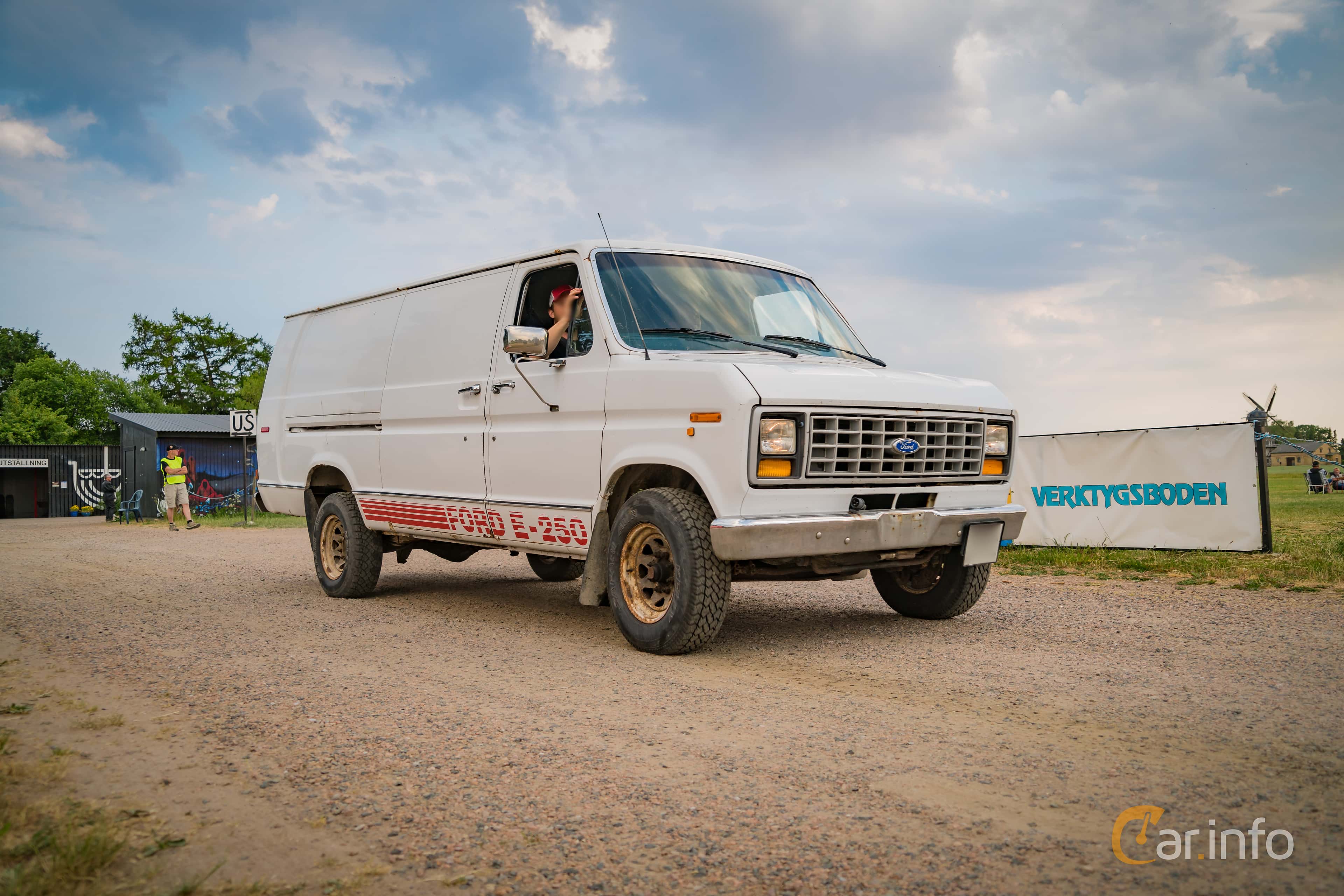 Ford Econoline E-250 Van 5.8 V8 EFI SelectShift, 213hp, 1991