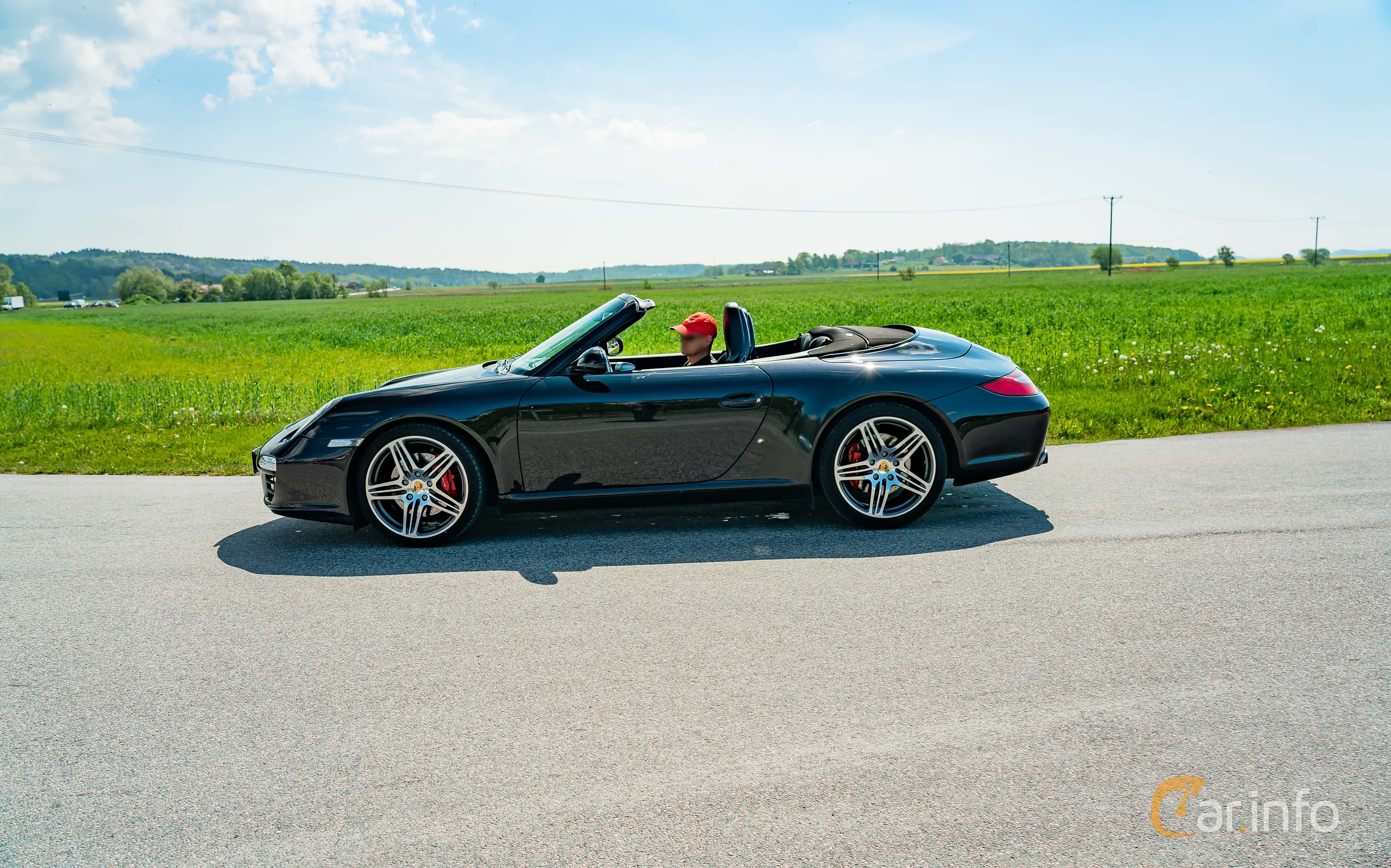 Porsche 911 Carrera S Cabriolet  385hp, 2010
