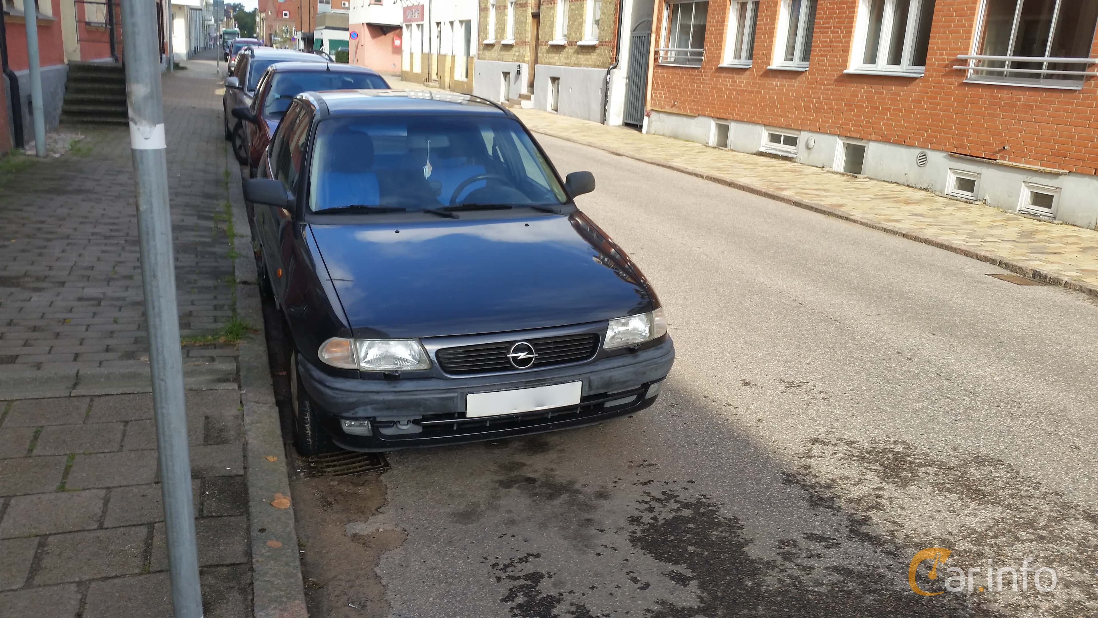 Opel Astra 5-door 1.8 Manual, 116hp, 1995
