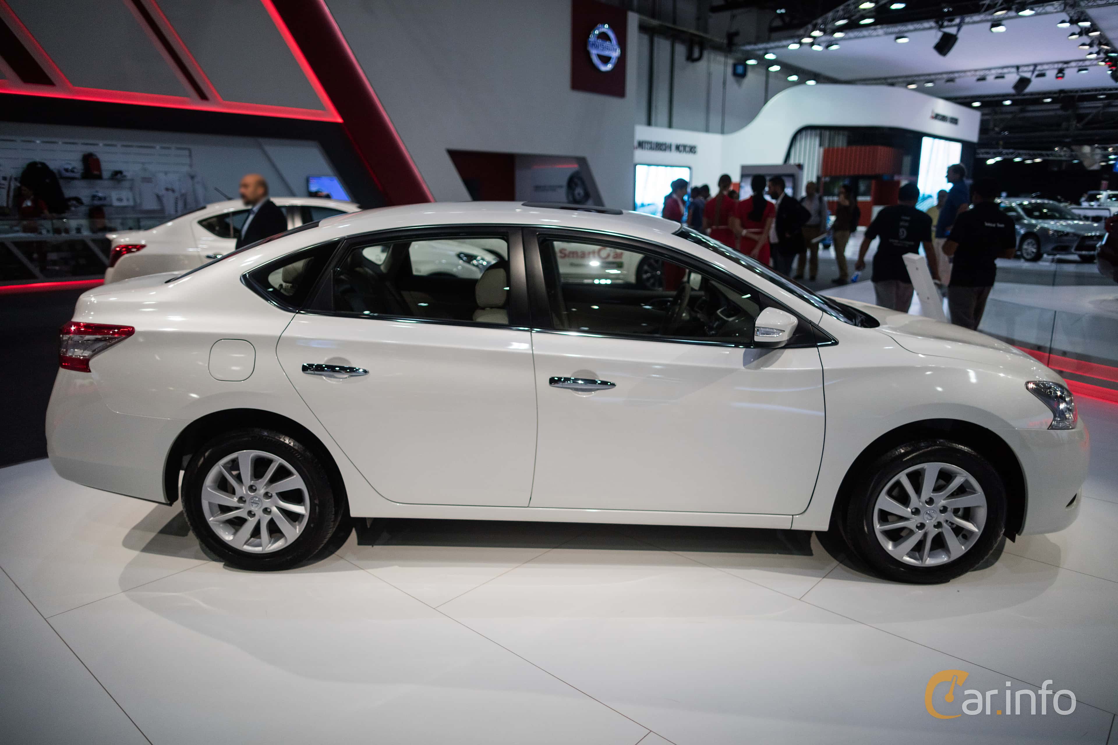 Nissan Sentra 1.8 XTRONIC-CVT, 132hp, 2016