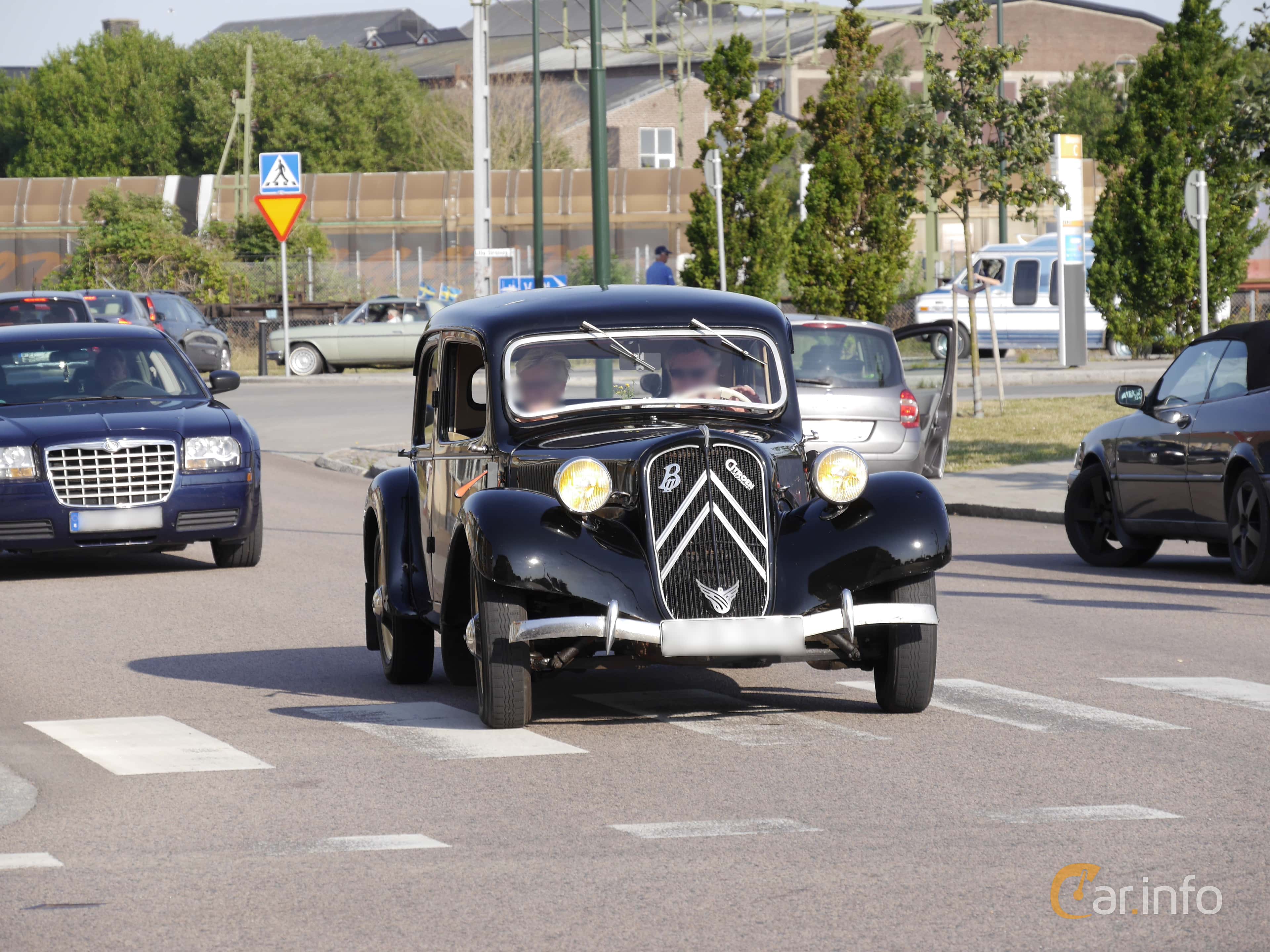 Citroën 11 CV Sedan 1.9 Manual, 56hp, 1951