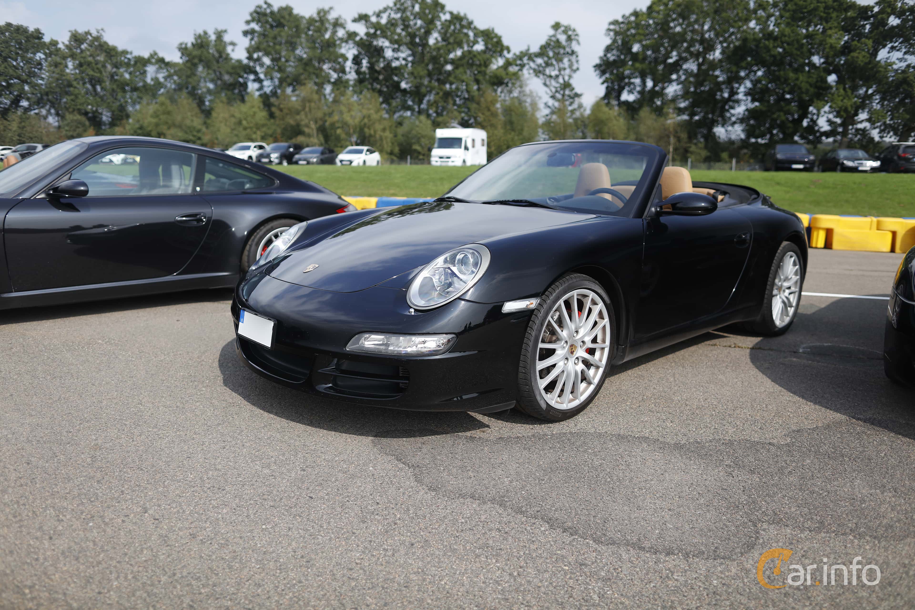 Porsche 911 Carrera Cabriolet  Manual, 325hp, 2006