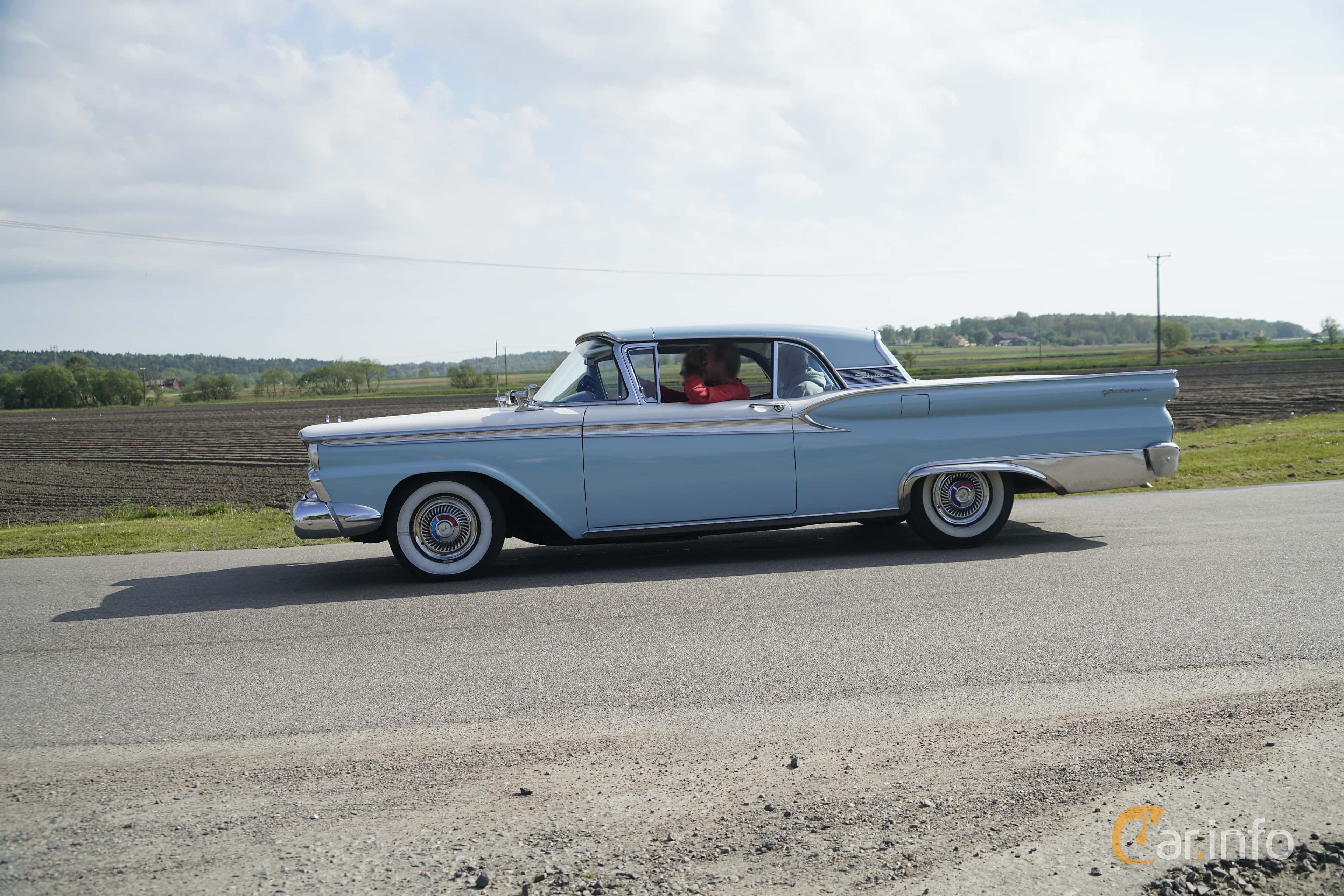 Ford Galaxie Skyliner 4.8 V8 Automatic, 203hp, 1959