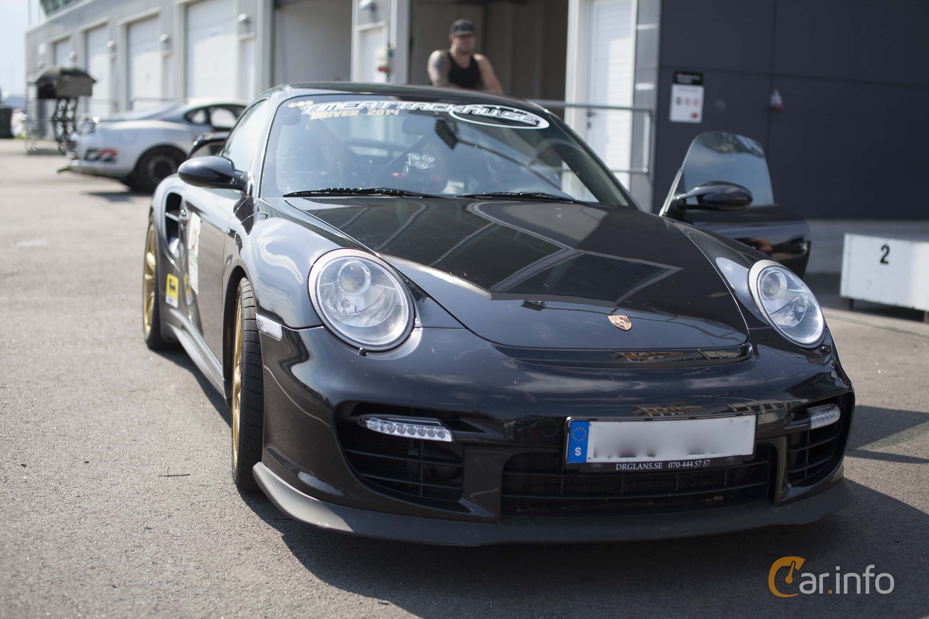 Porsche 911 GT2  Manual, 530hp, 2008