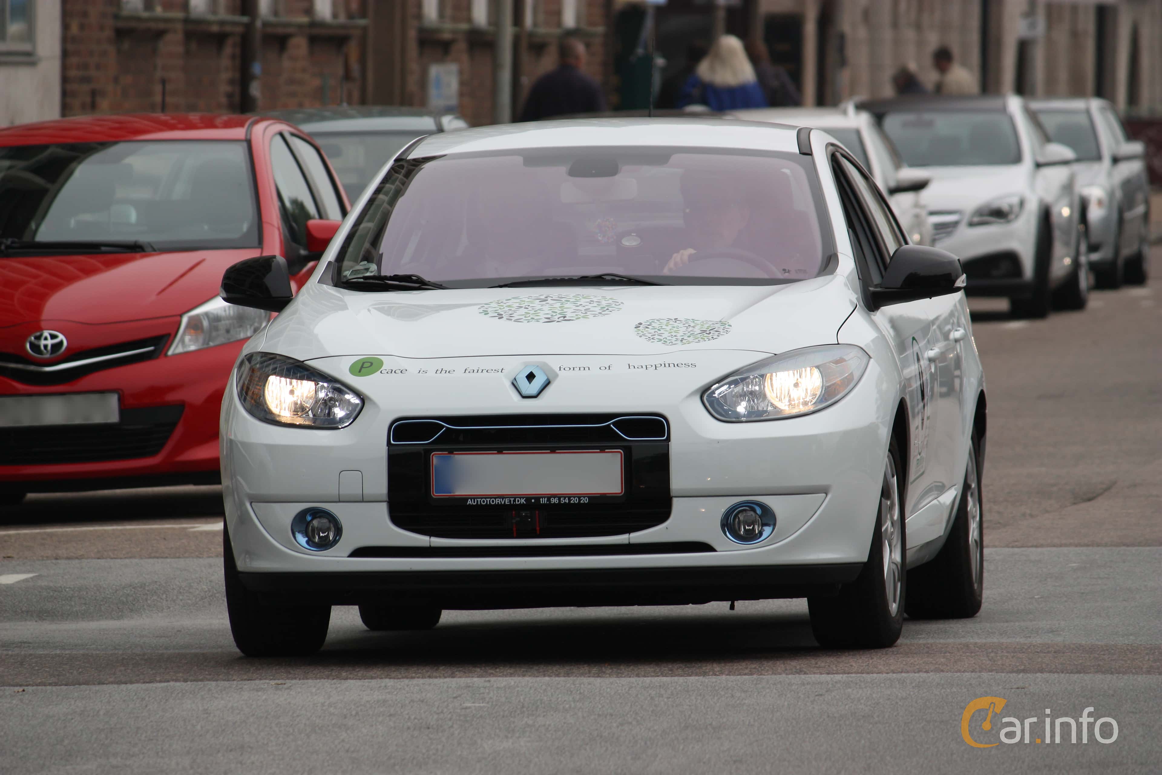 Renault Fluence Z.E. 22 kWh Single Speed, 95hp, 2013