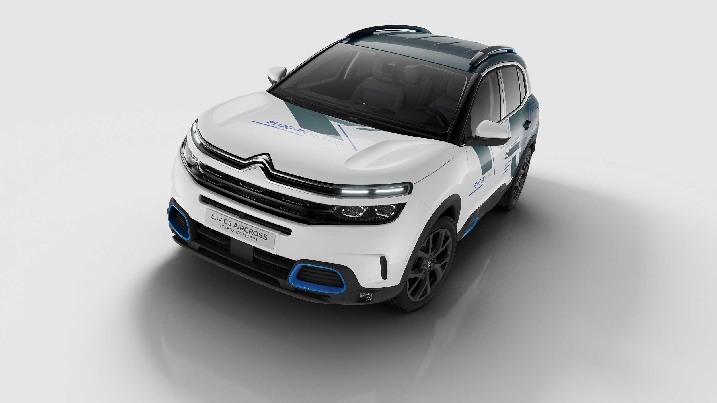 Citroën C5 Aircross Hybrid 1.6 + 13.2 kWh EAT, 225hp, 2018