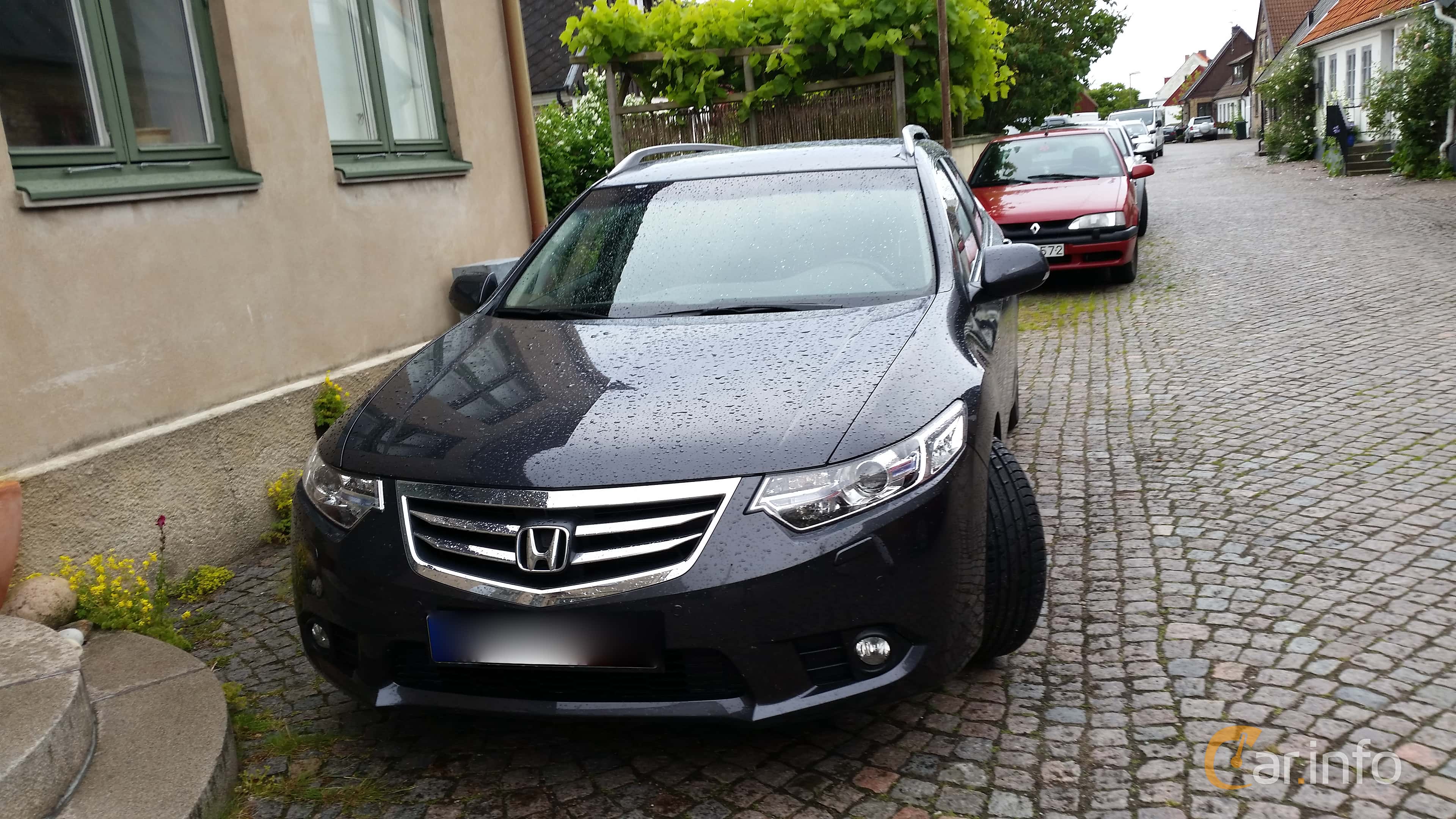 Honda Accord Tourer 2.0 i-VTEC Automatic, 156hp, 2012