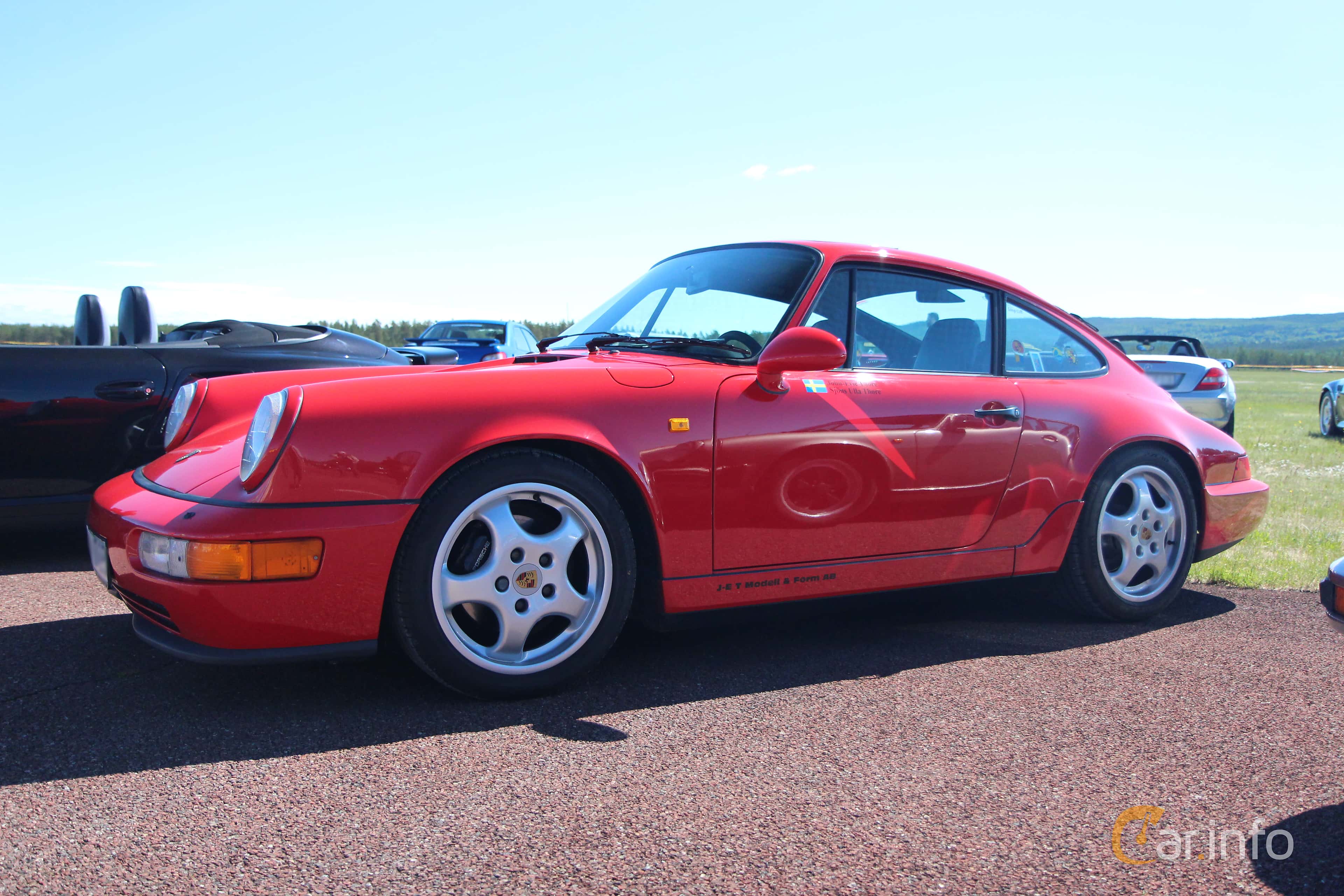 Porsche 911 Carrera 2  250hp, 1990
