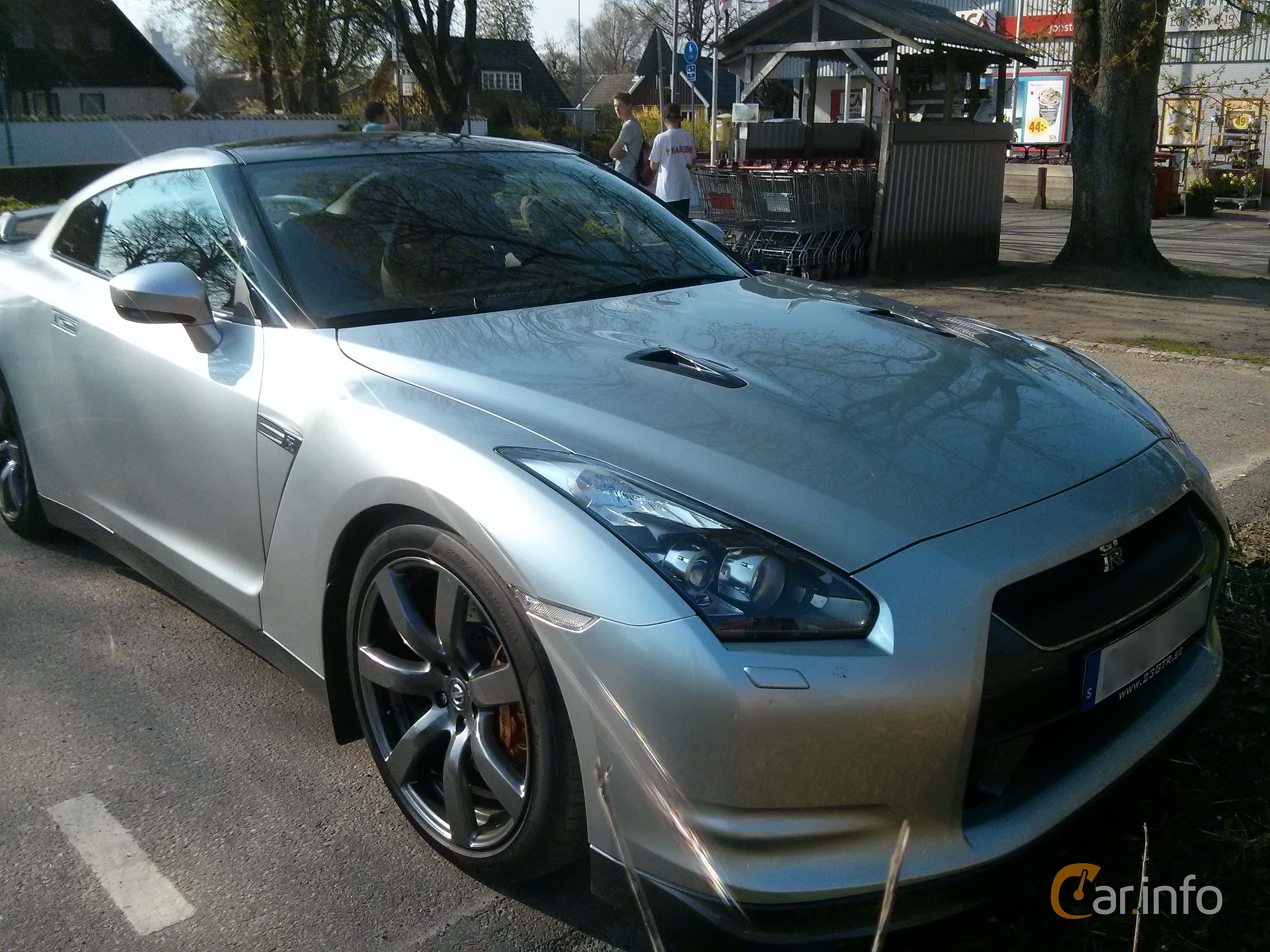 Nissan GT-R 3.8 V6 4x4 DCT, 485hp, 2009