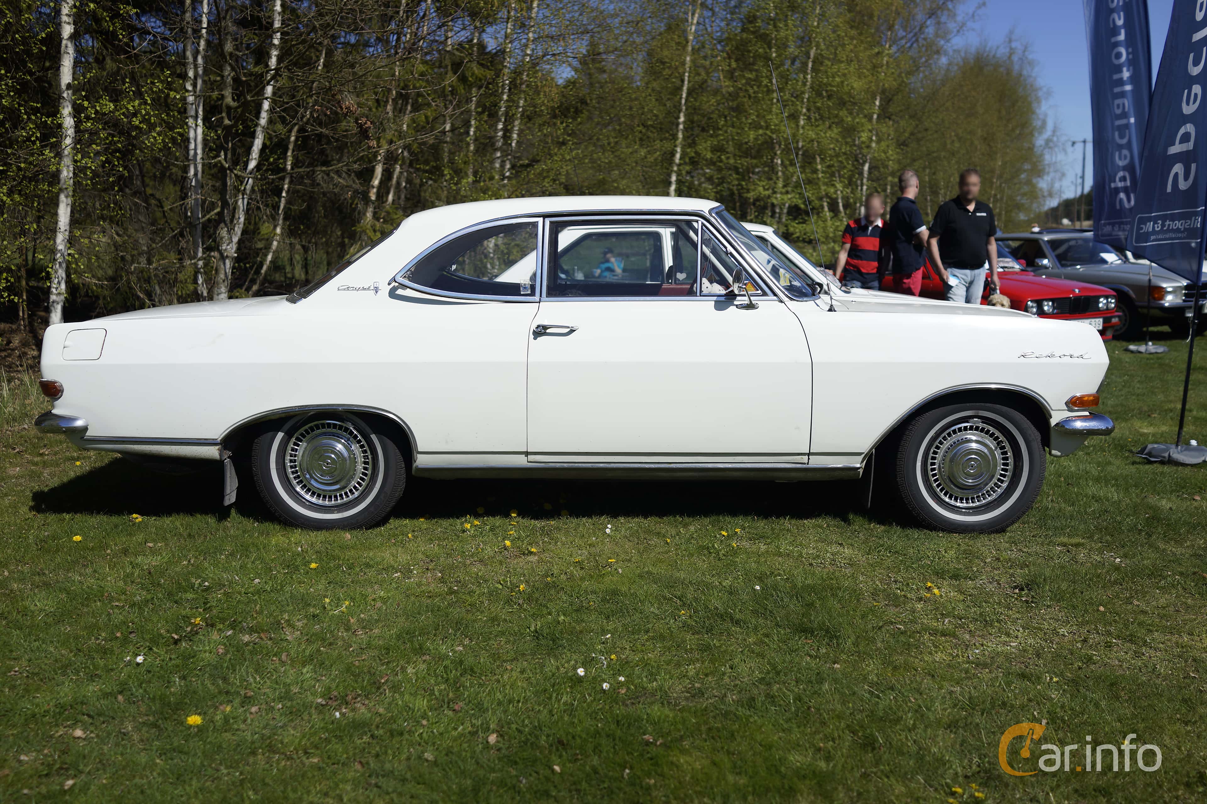 Opel Rekord Coupé generation A 2.6 Manual, 4-speed
