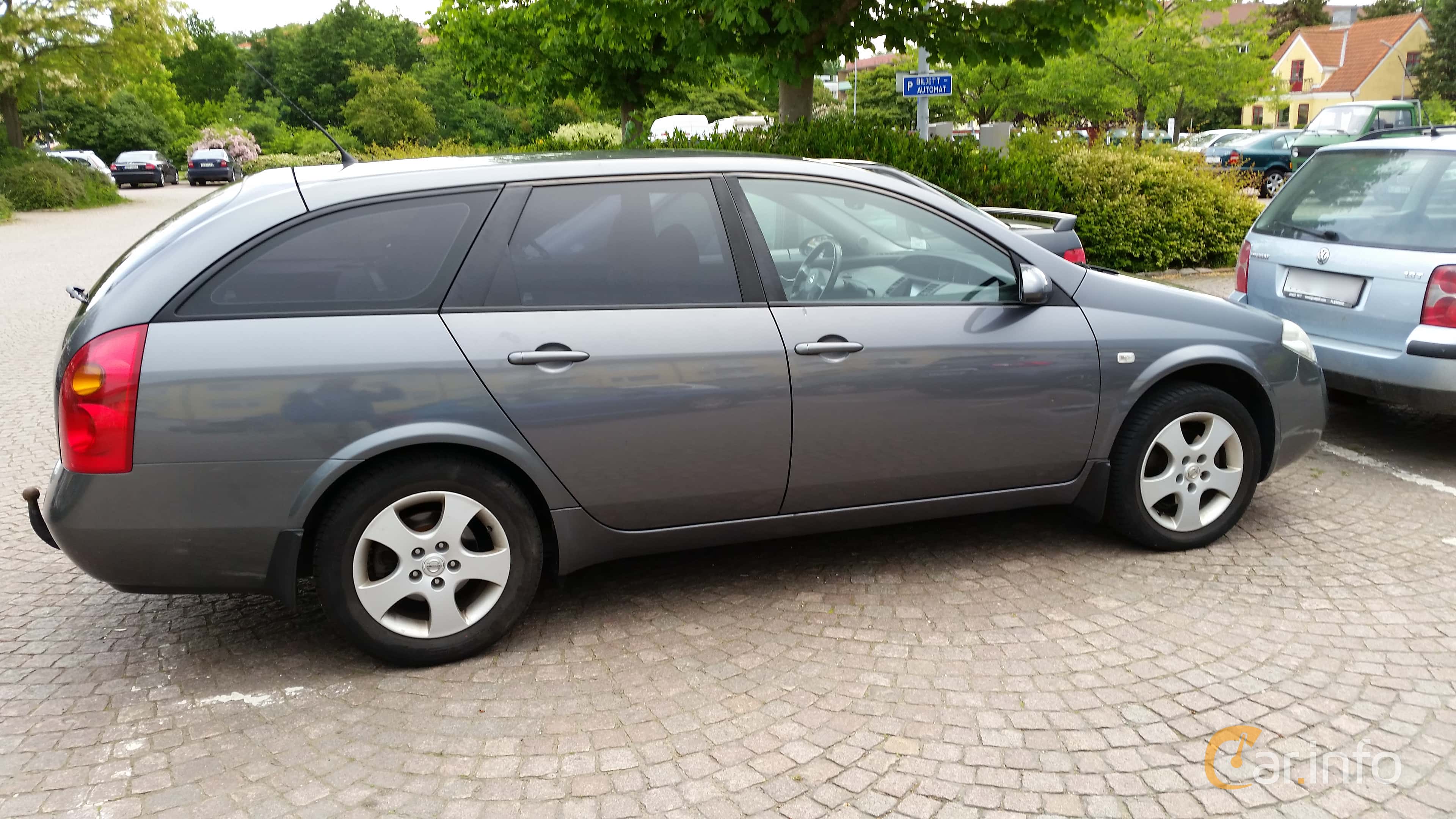 Nissan Primera Traveller generation P12 2.0